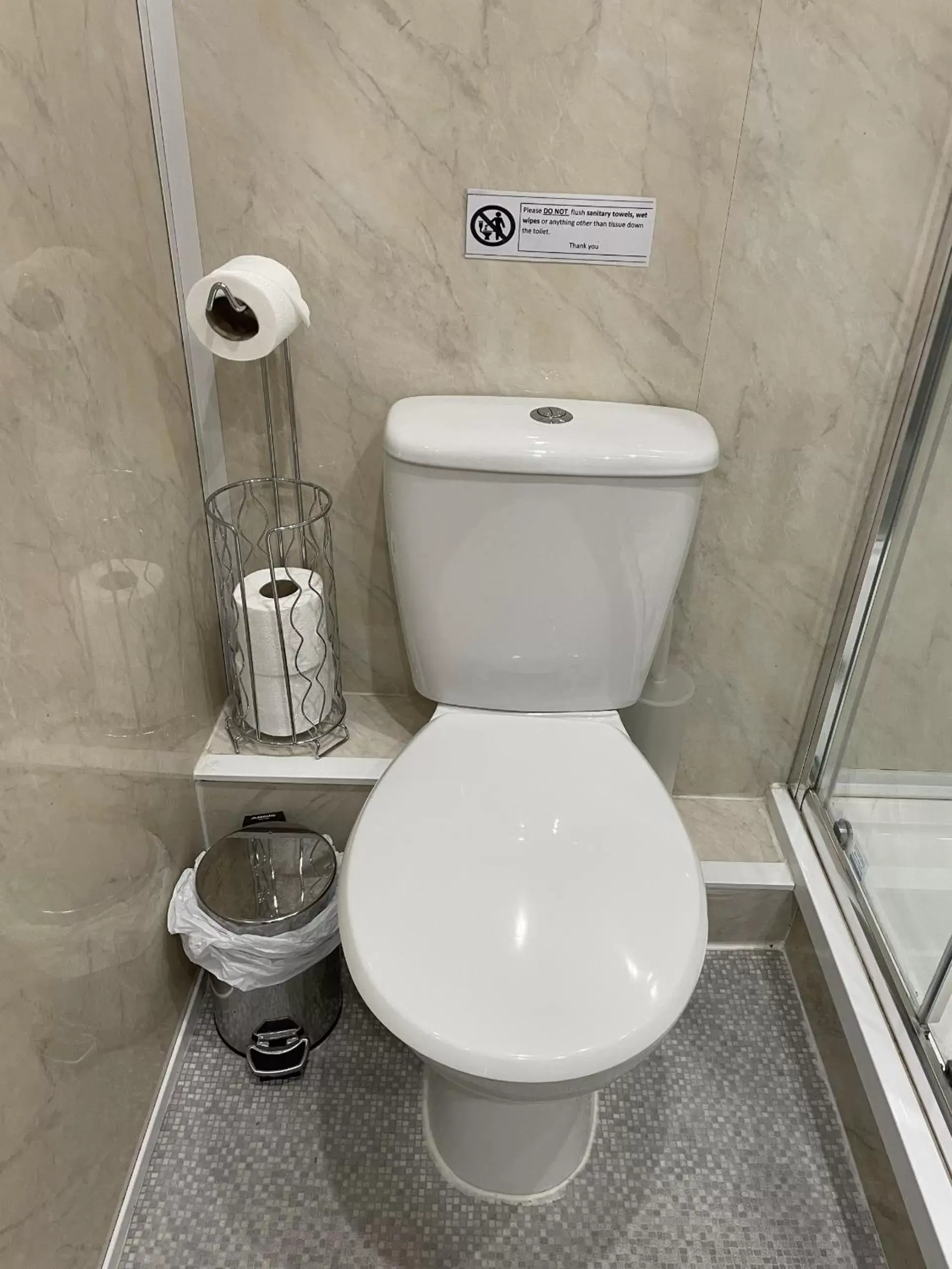 Superior Twin Room in Diamonds Villa near York Hospital Superior Twin Room in Diamonds Villa near York Hospital