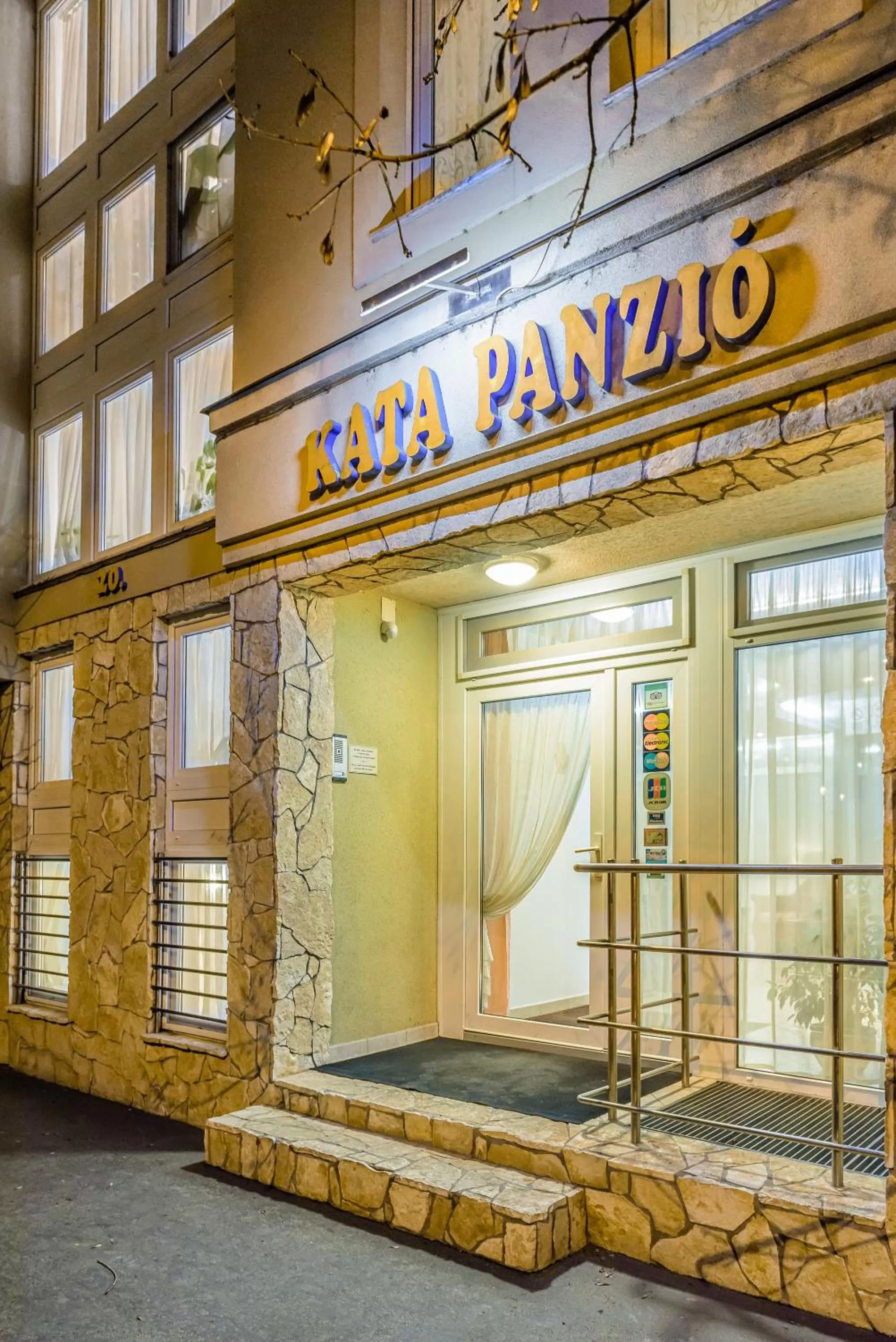 Facade/entrance in Kata Panzió