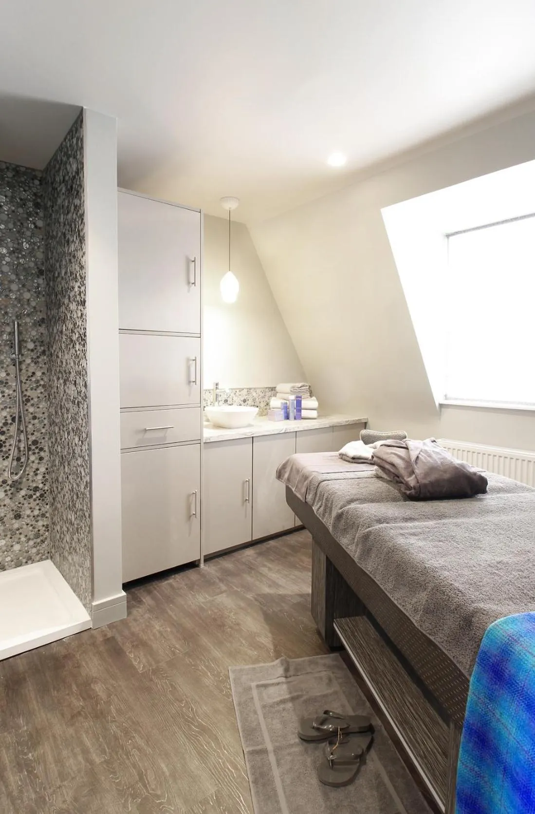 Massage, Bed in The Perle Oban Hotel & Spa