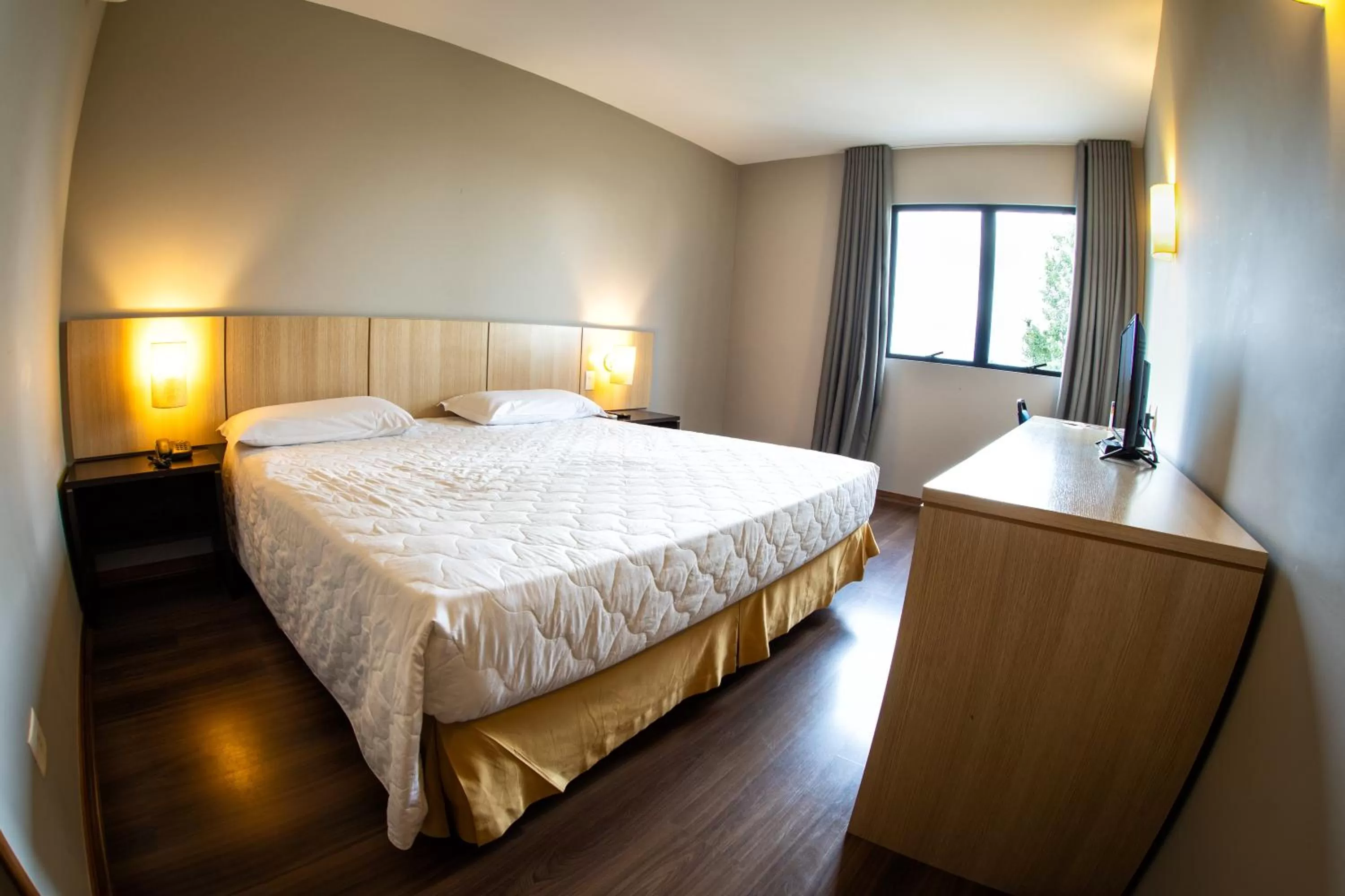 Bed in Hotel Campo Largo Express