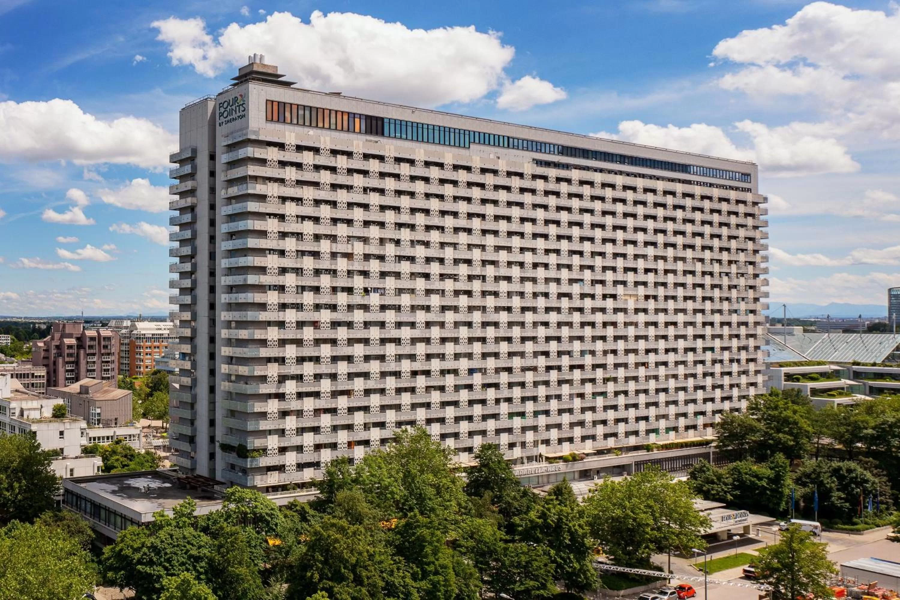 Property building in Four Points by Sheraton Munich Arabellapark