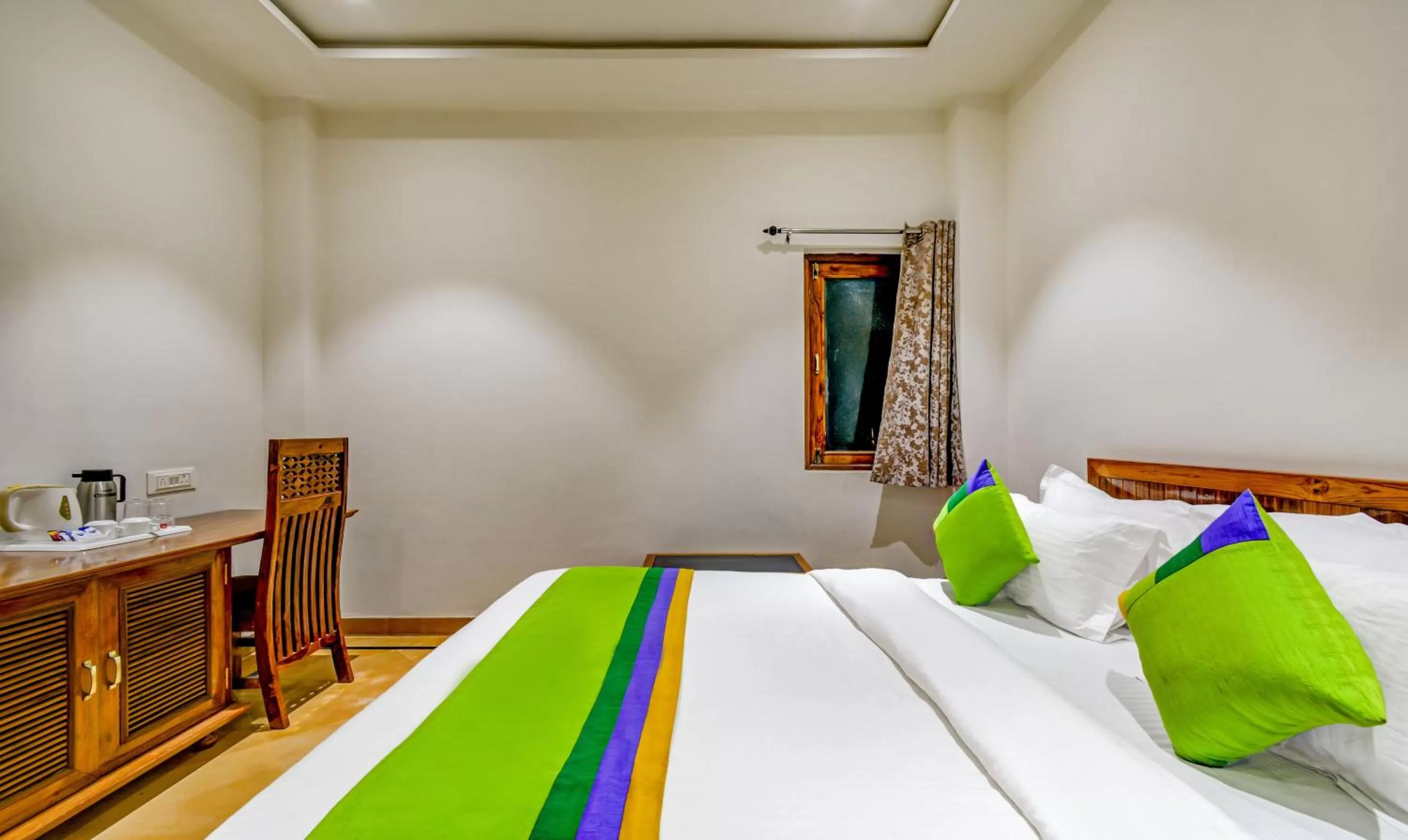 Bed in Treebo Trend Chandrangan Excellency