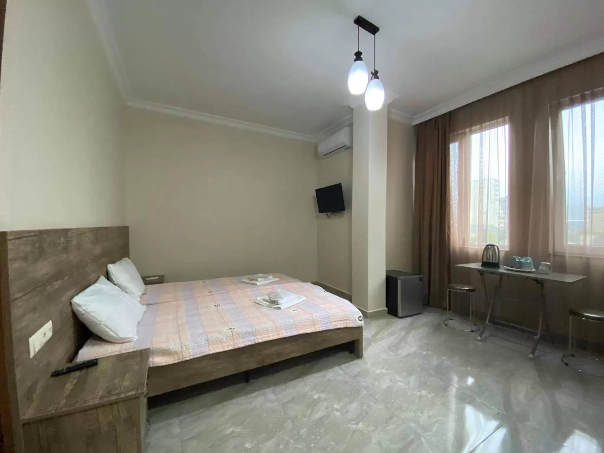 Photo of the whole room, Bed in Family Hotel