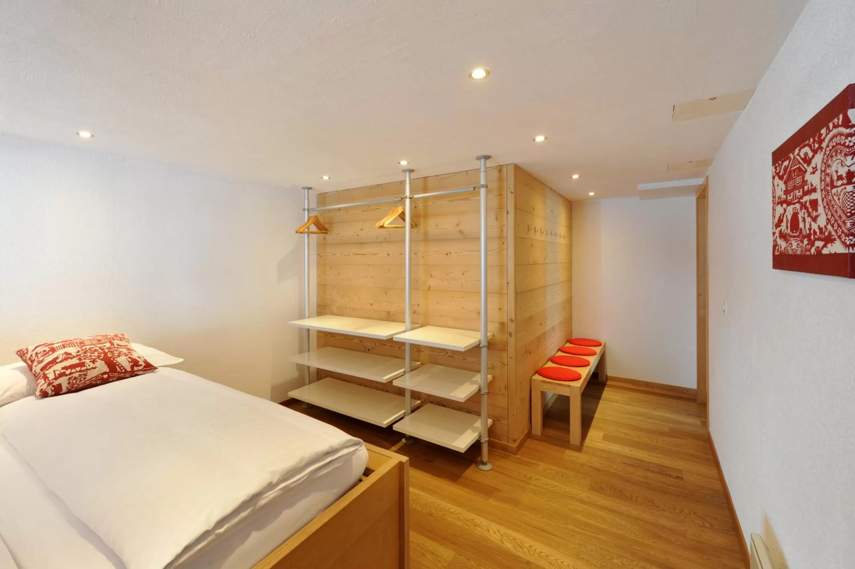 Photo of the whole room, Bed in Alpinhotel Bort