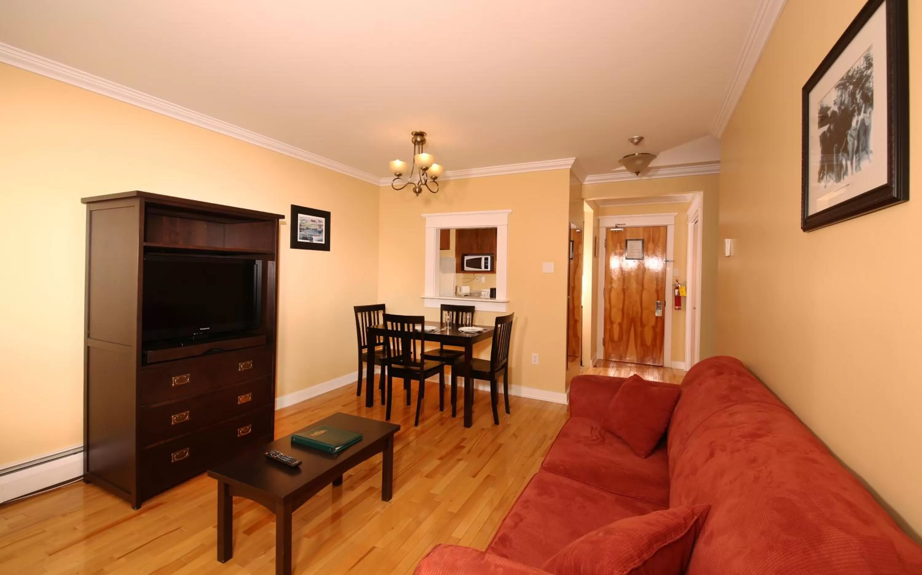 Living room in Grenfell Heritage Hotel & Suites