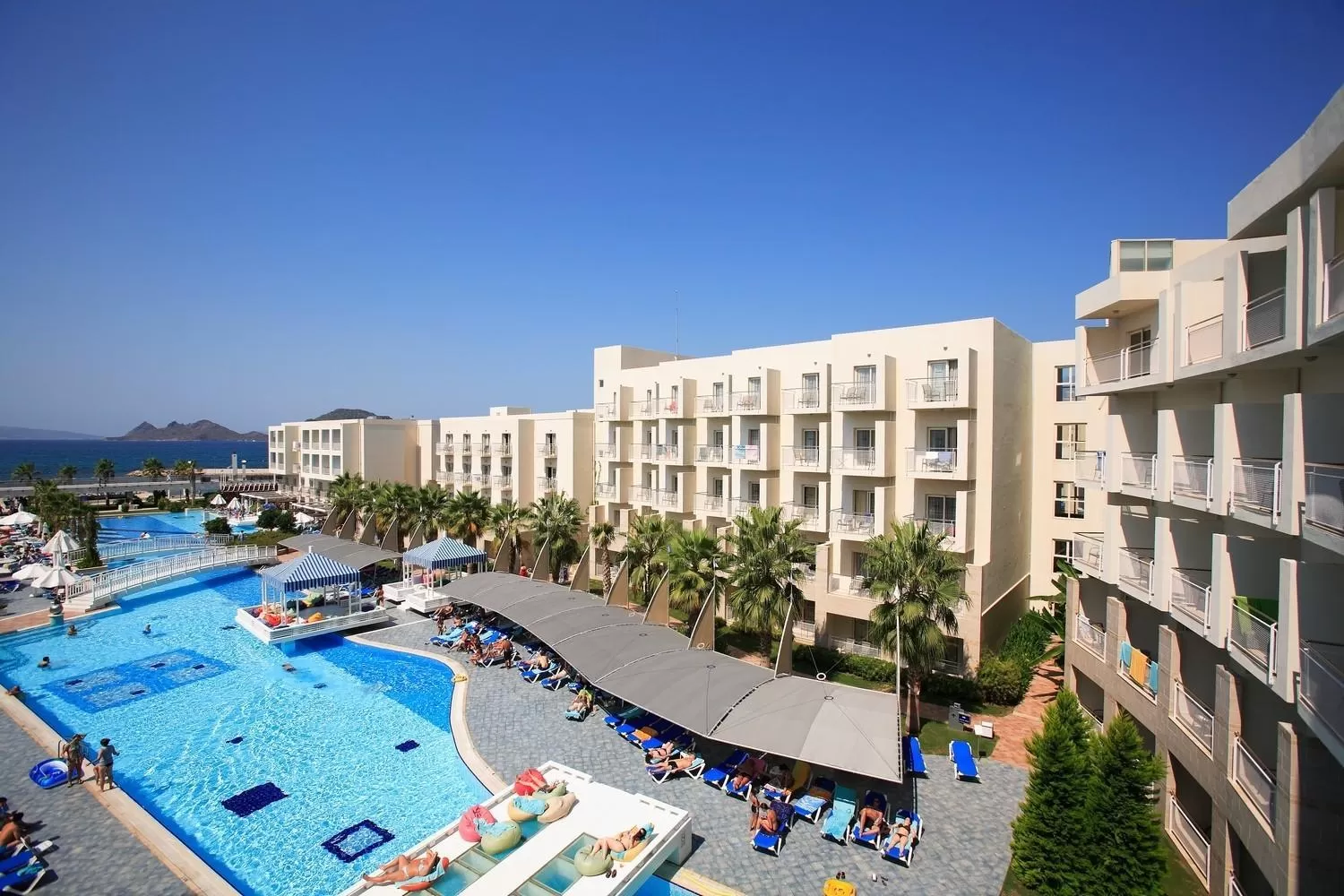 Property building in La Blanche Resort & Spa