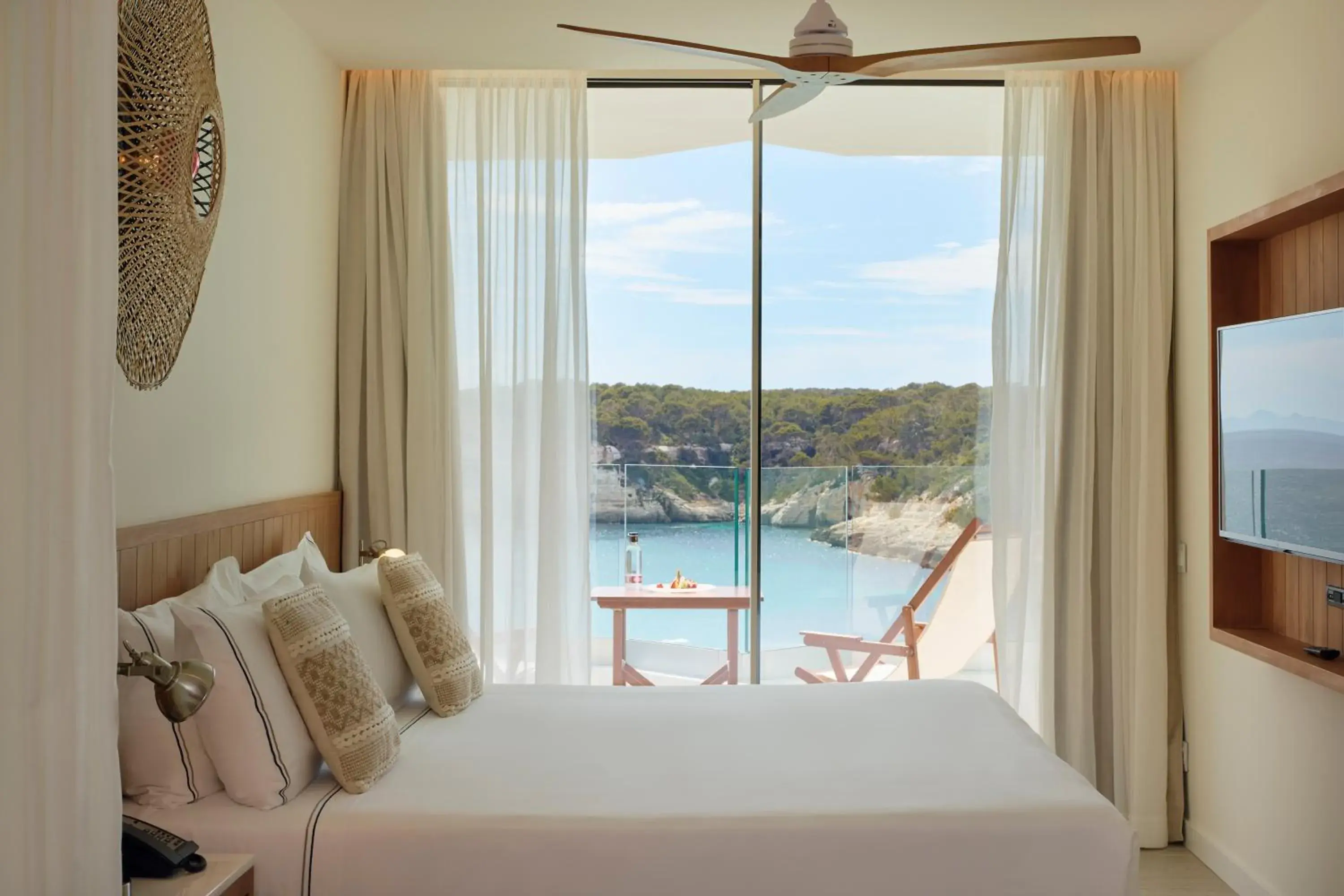 The Level Junior Suite Panoramic View in Meliá Cala Galdana The Level Junior Suite Panoramic View in Meliá Cala Galdana