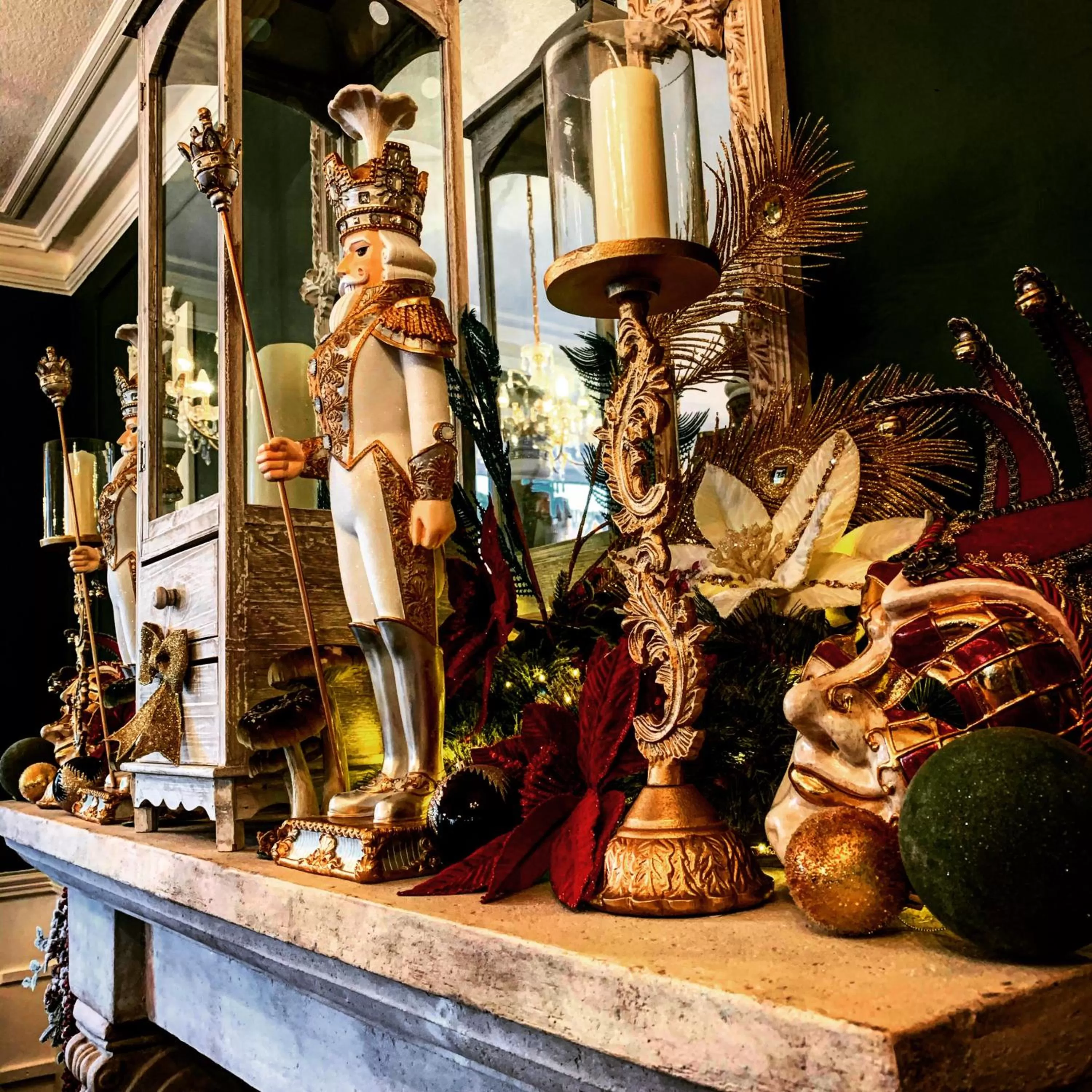 Food and drinks in Lansdowne House with Private Car Park