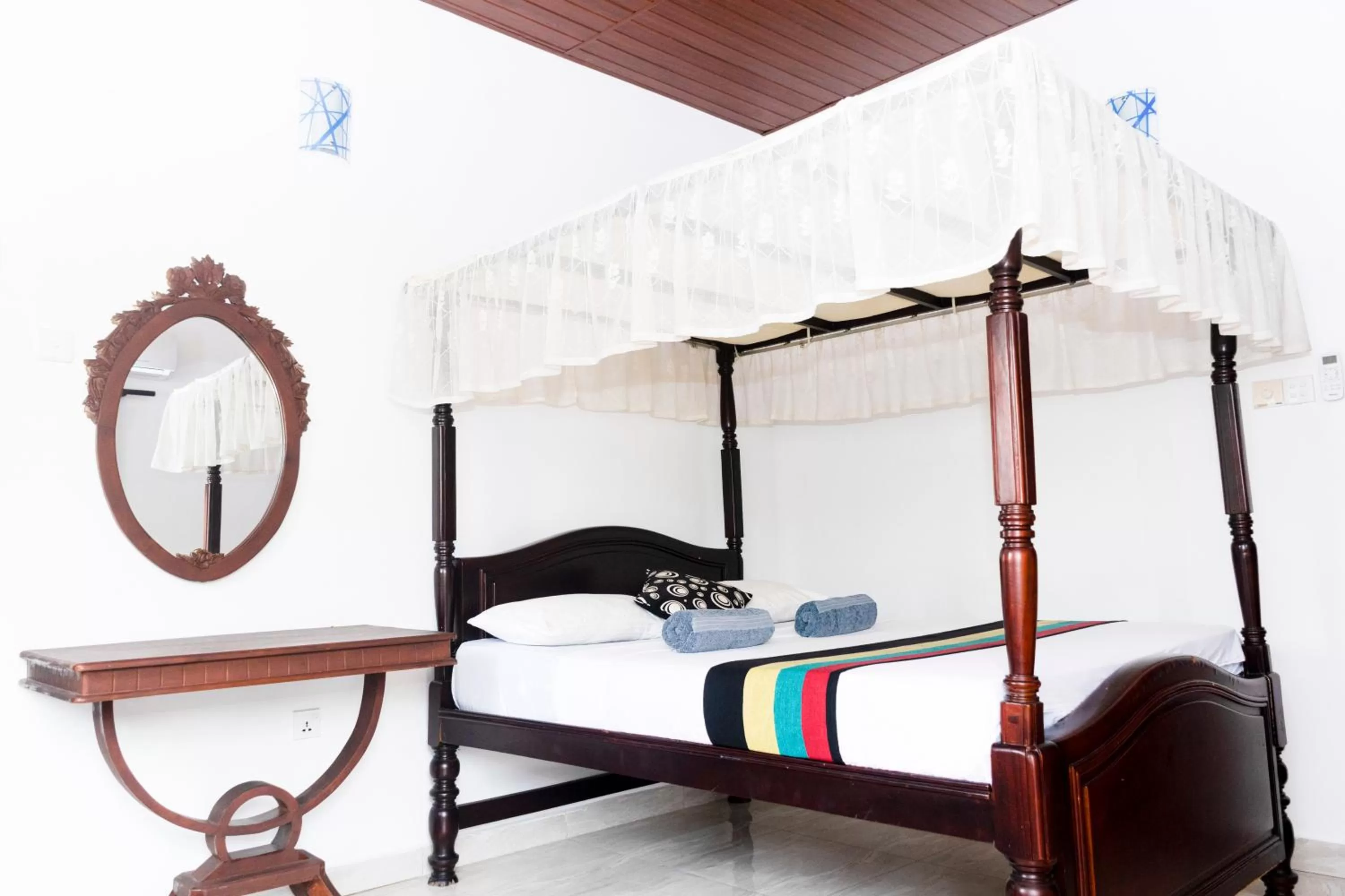 Bedroom, Bed in Kandy Riverside Villa