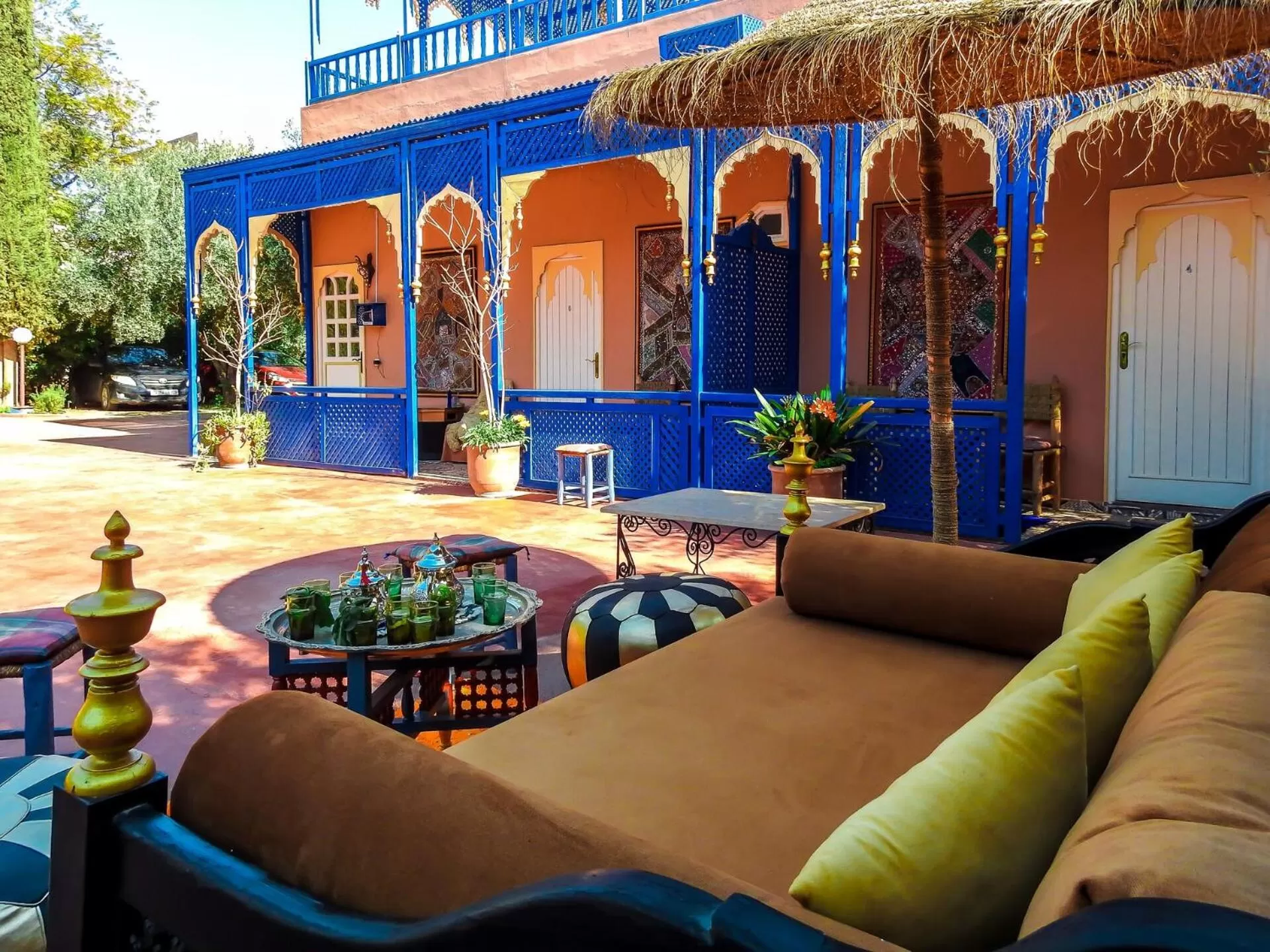 Patio, Lounge/Bar in Le Bleu House