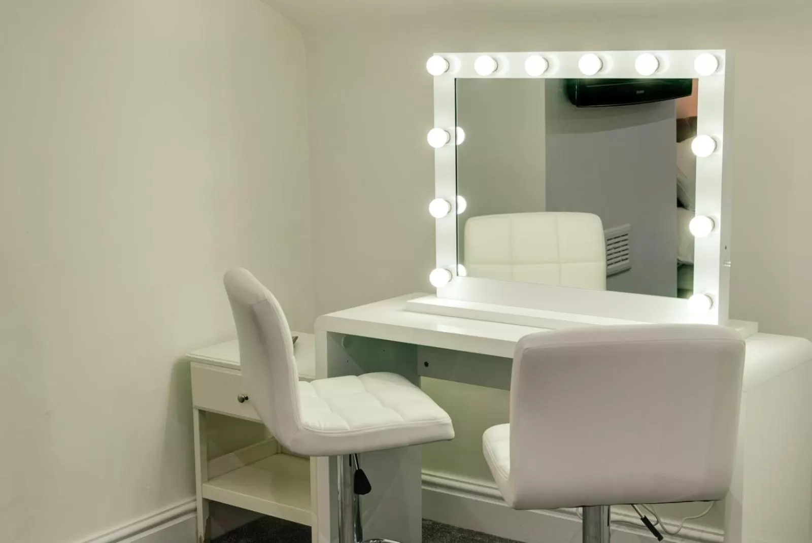 Decorative detail in RST Rodney Street