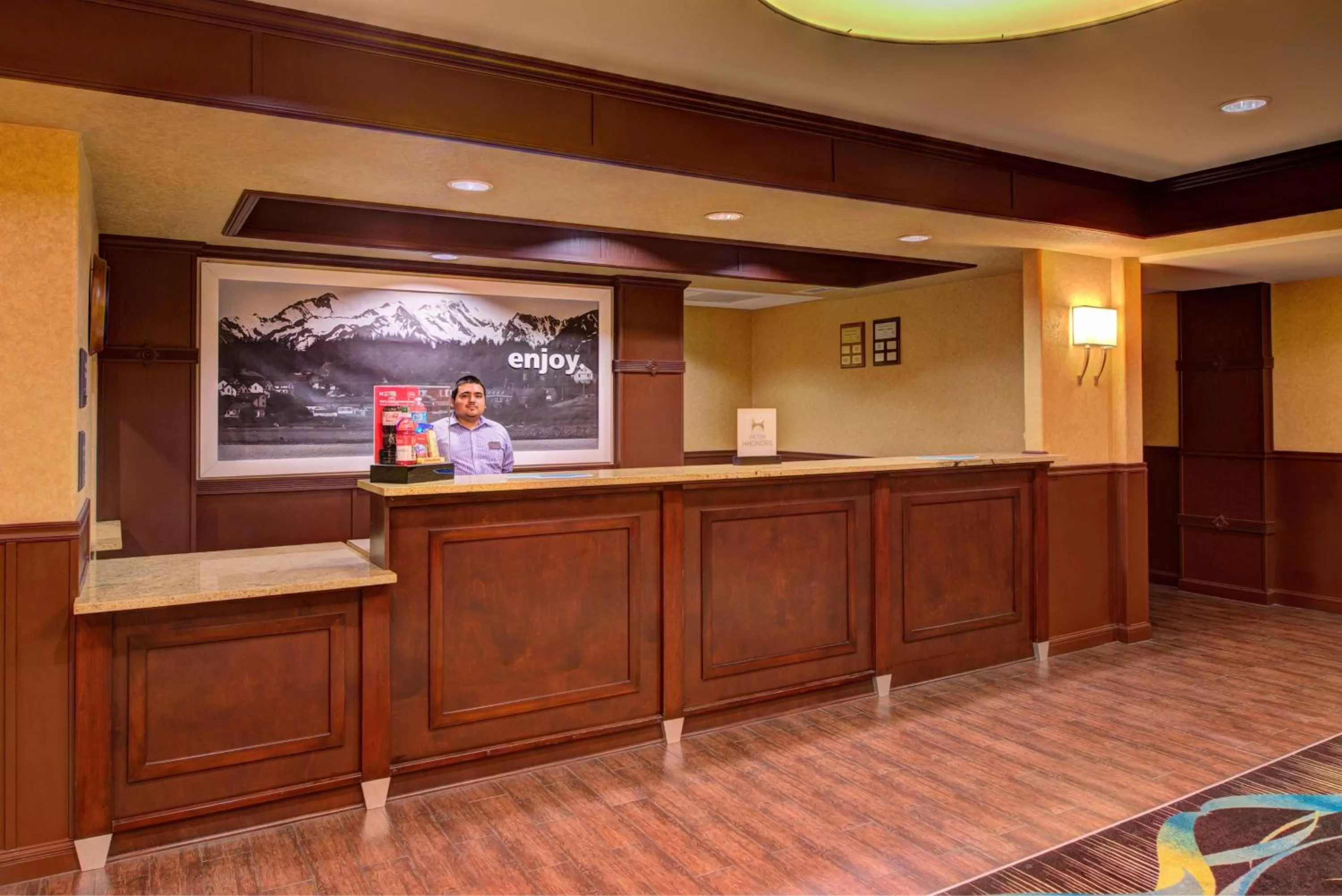 Lobby or reception in Hampton Inn & Suites Ontario