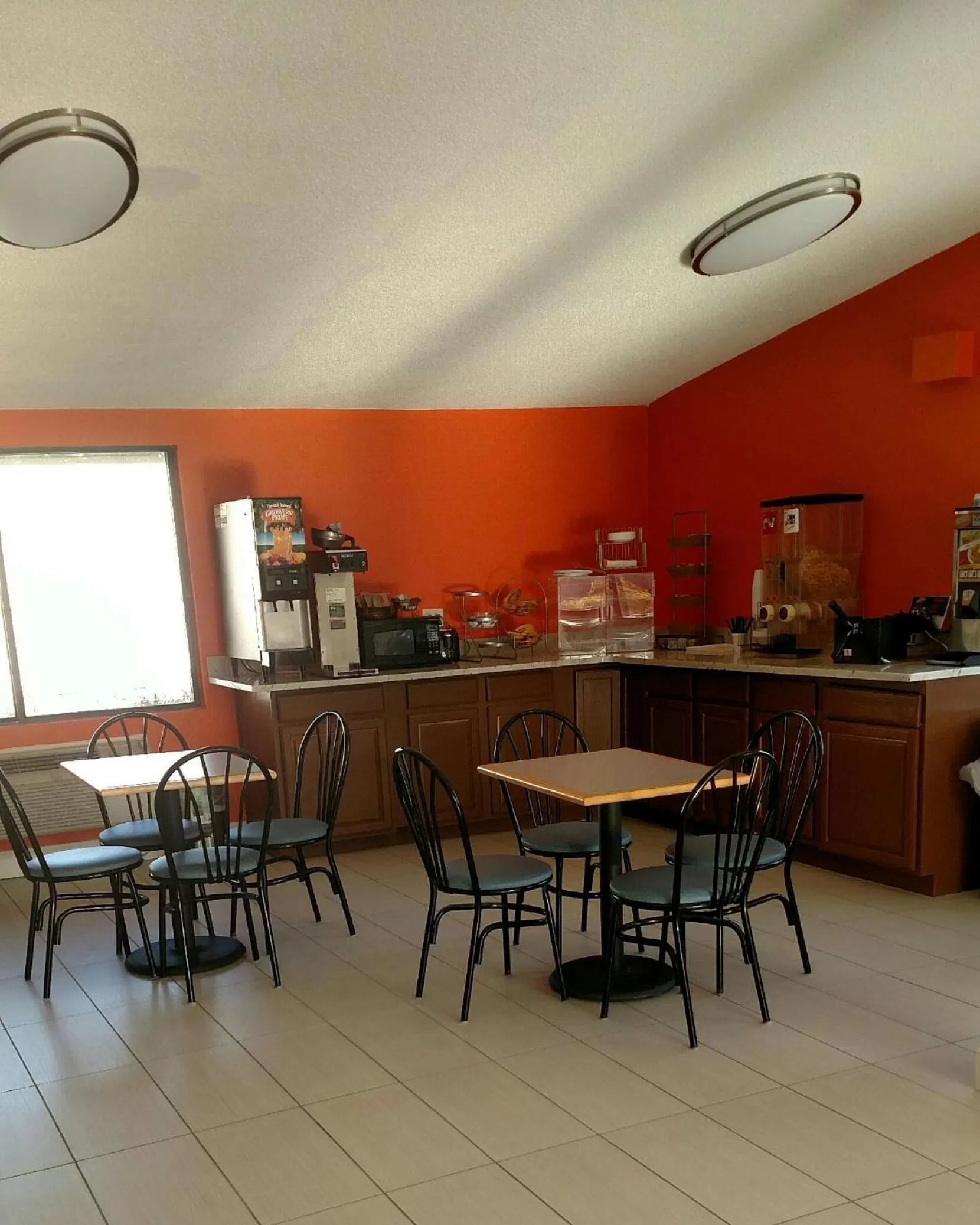 Howard Johnson by Wyndham Wilmington