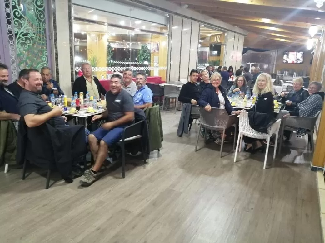 Hôtel Hadaik Ain Asserdoune