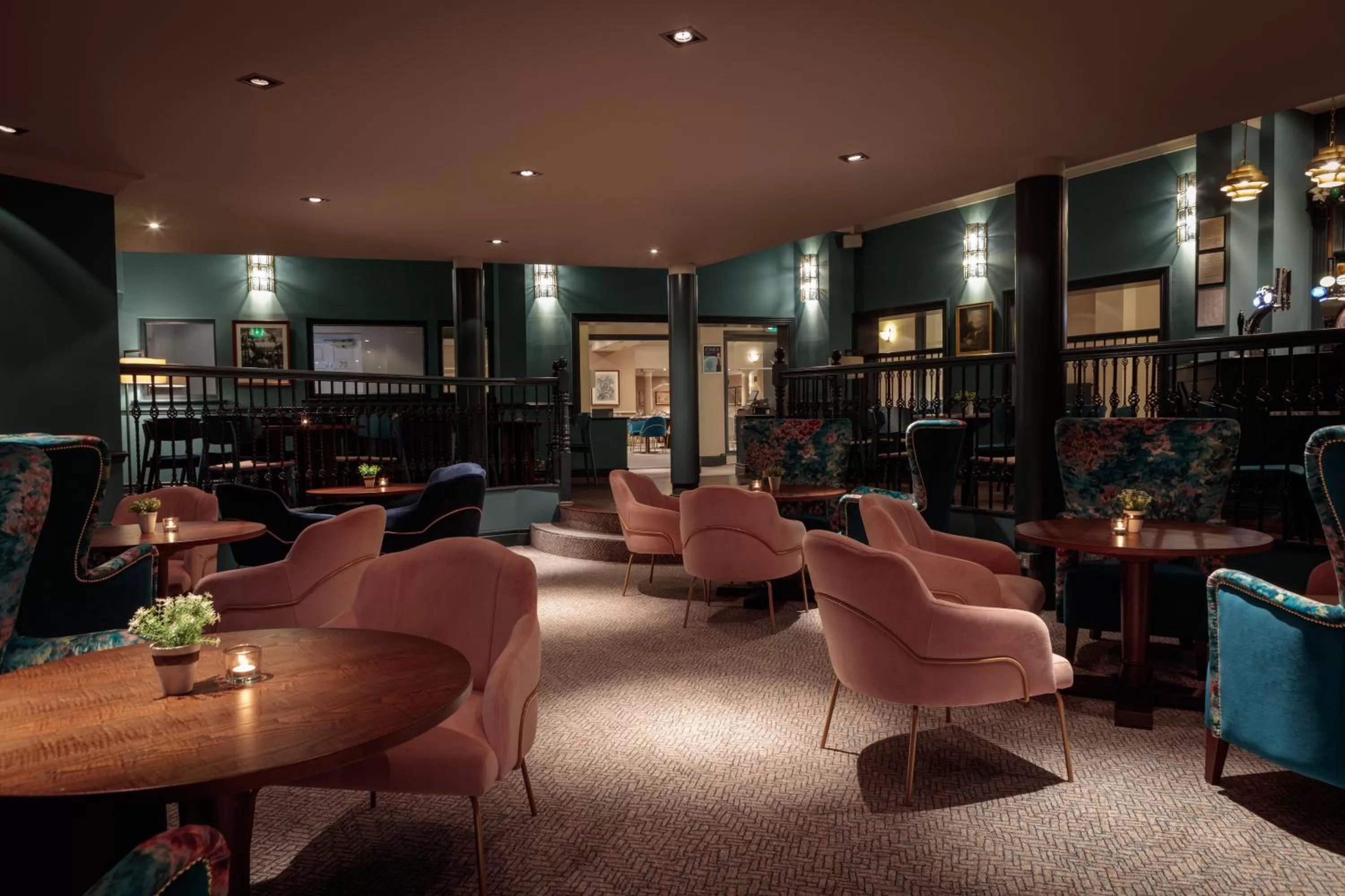 Lounge or bar in Mercure Blackburn Dunkenhalgh Hotel & Spa