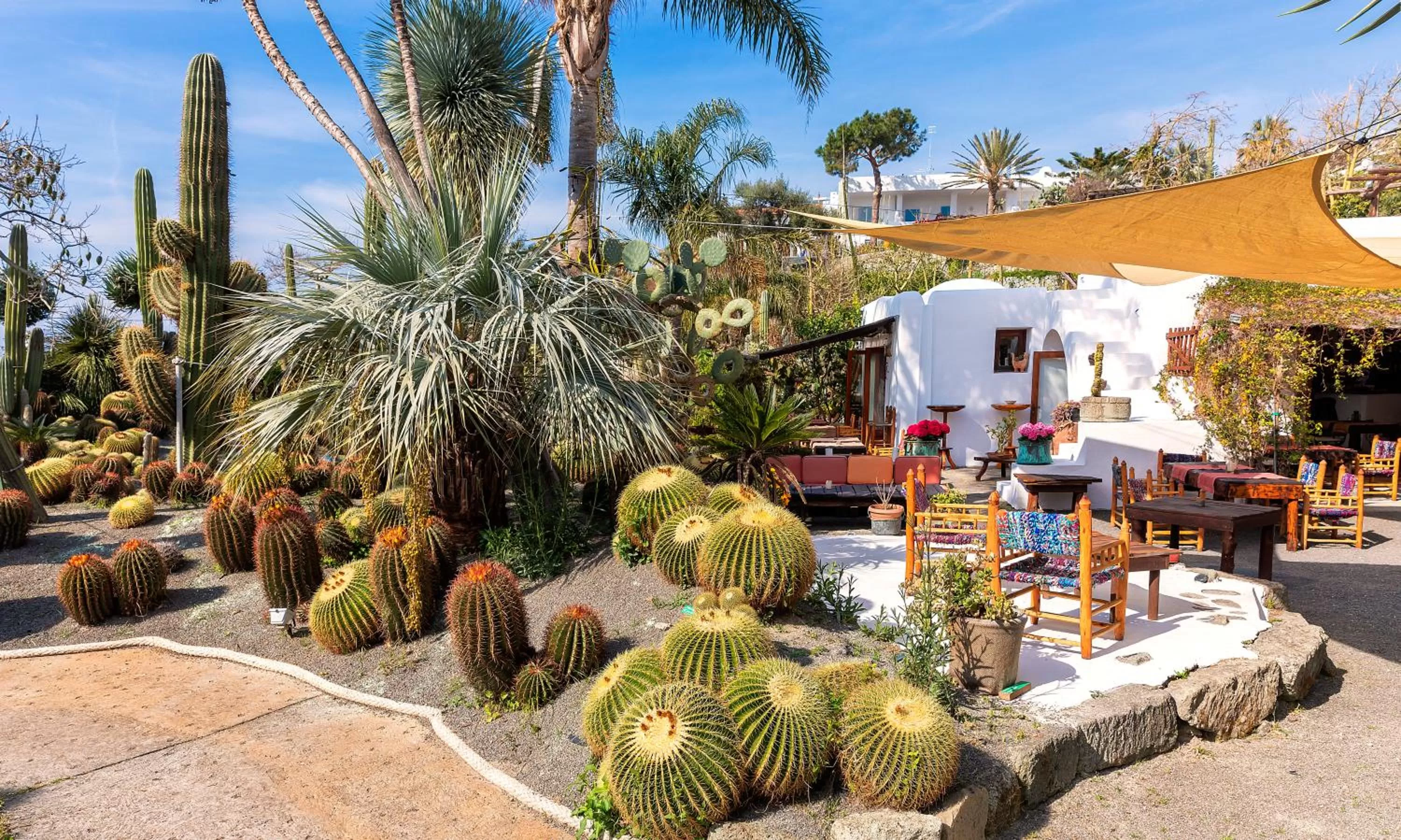 Restaurant/places to eat in Villa Ravino Secret Retreat