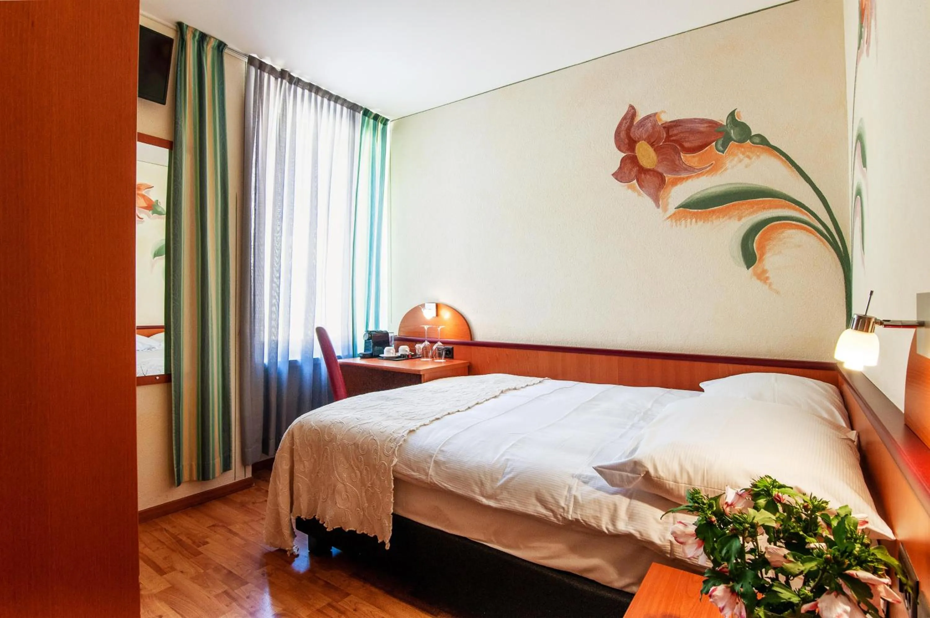 Economy Single Room with Shared Bathroom - single occupancy in Al Giardinetto