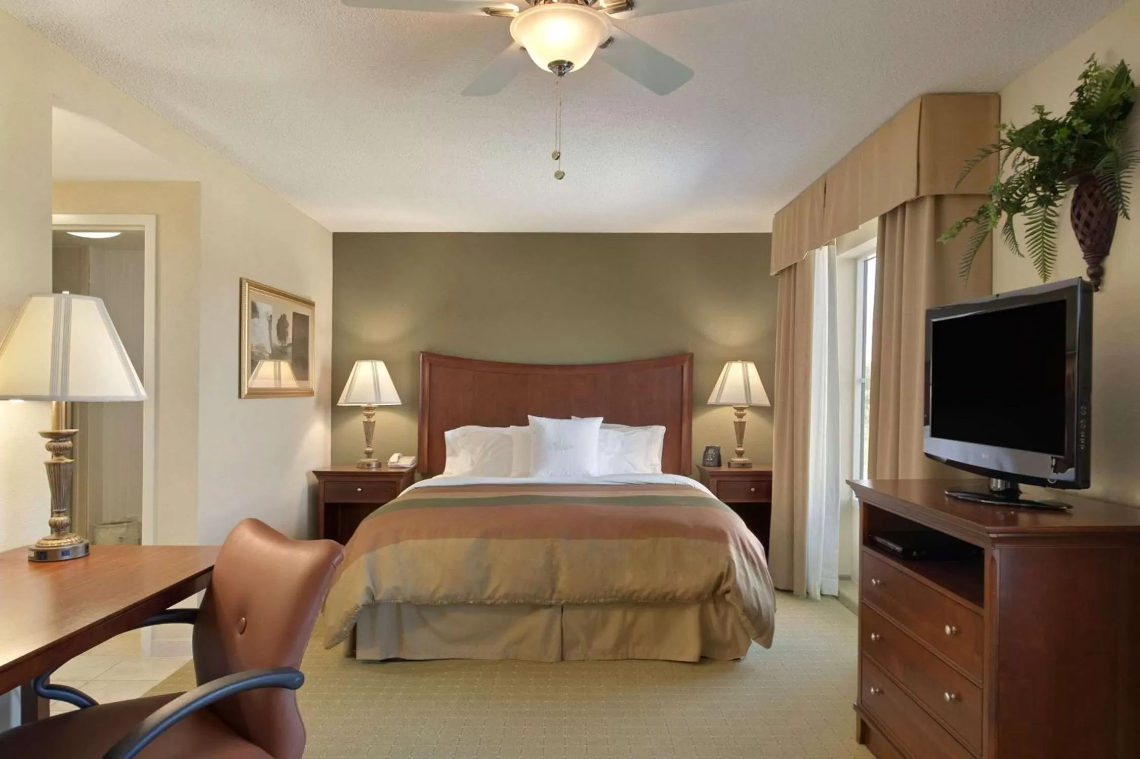 King Studio Suite - Non-Smoking in Homewood Suites by Hilton Rochester - Victor