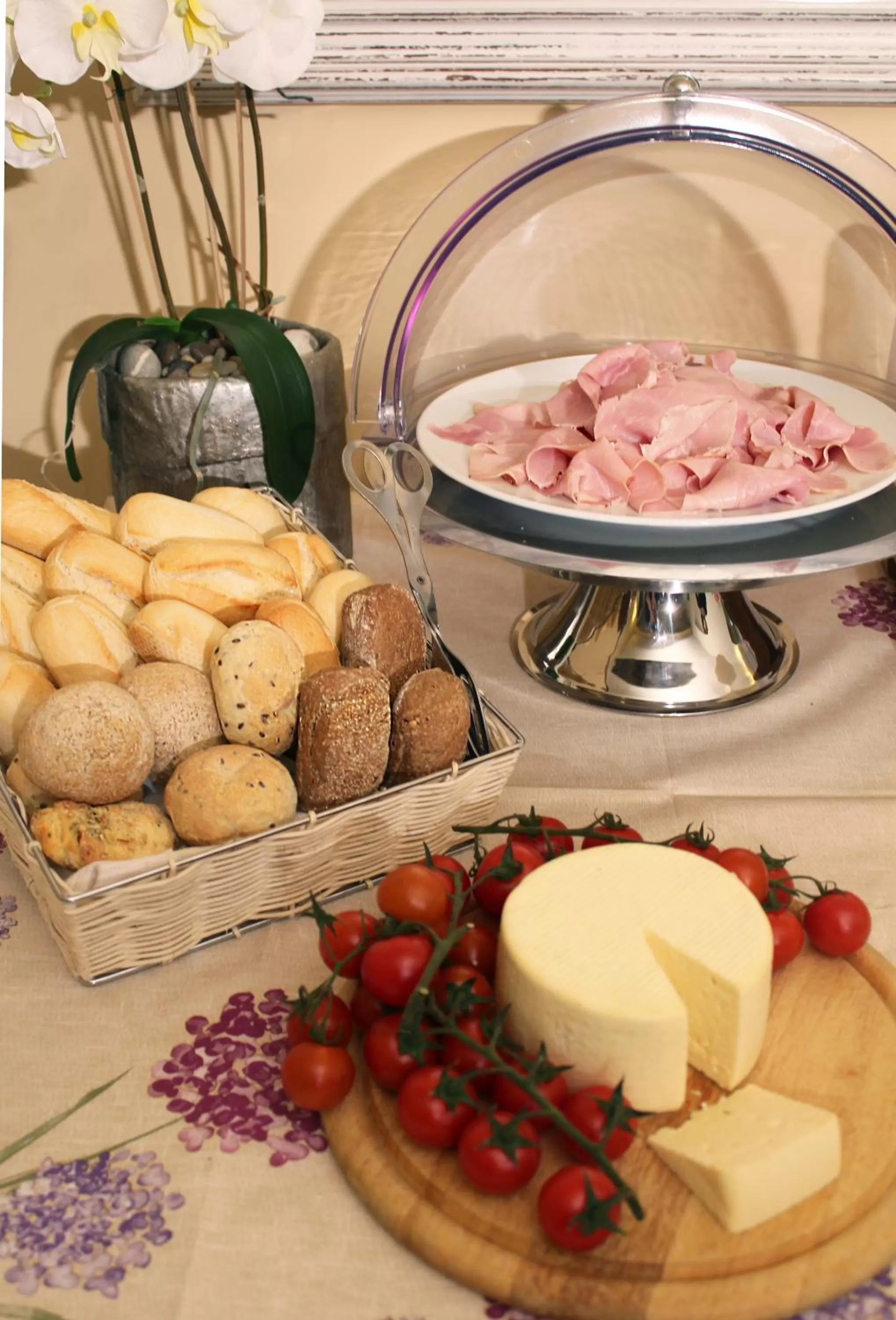 Food and drinks in Hotel Vittoria