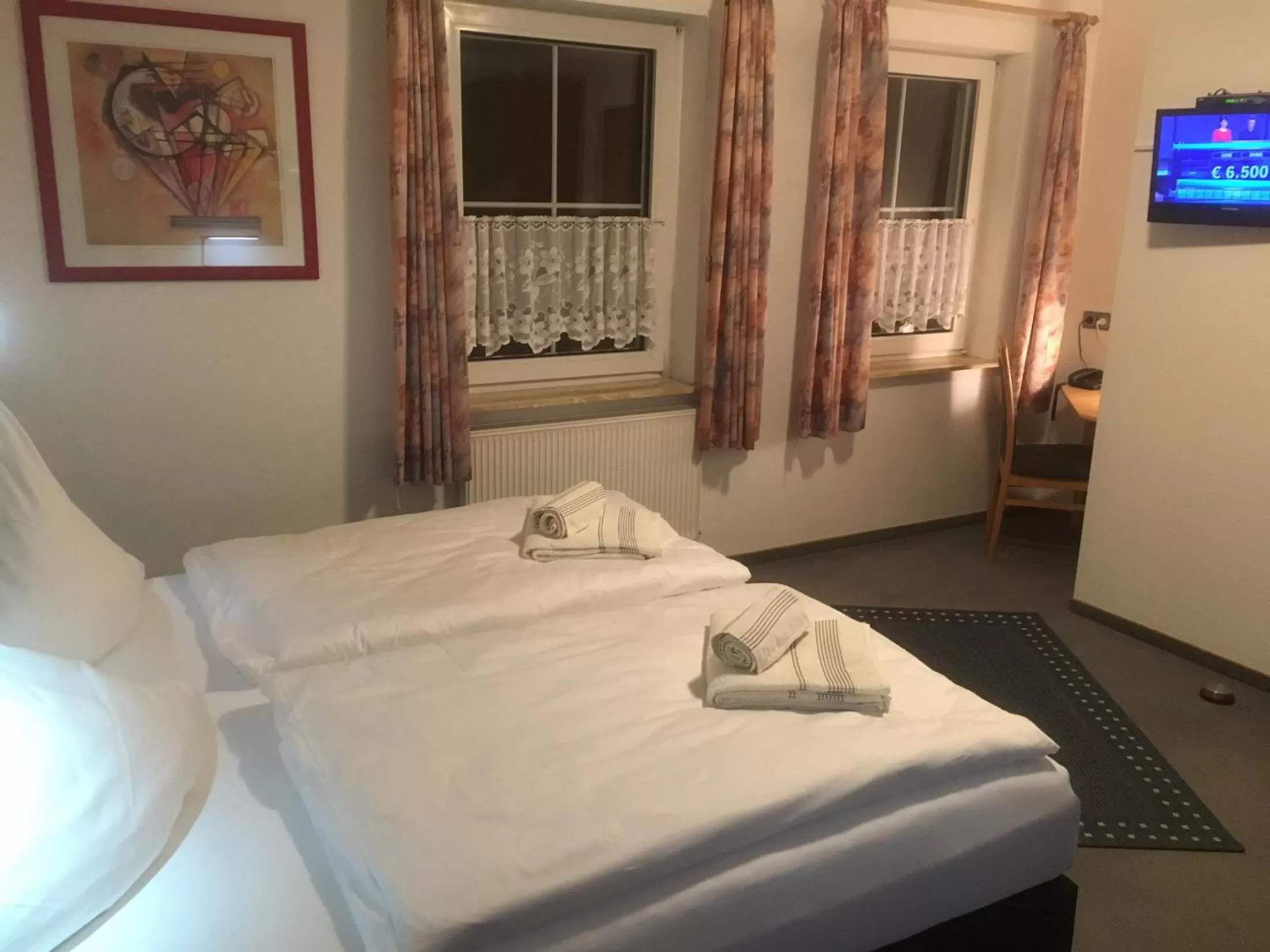 Photo of the whole room, Bed in Hotel am Maibaum