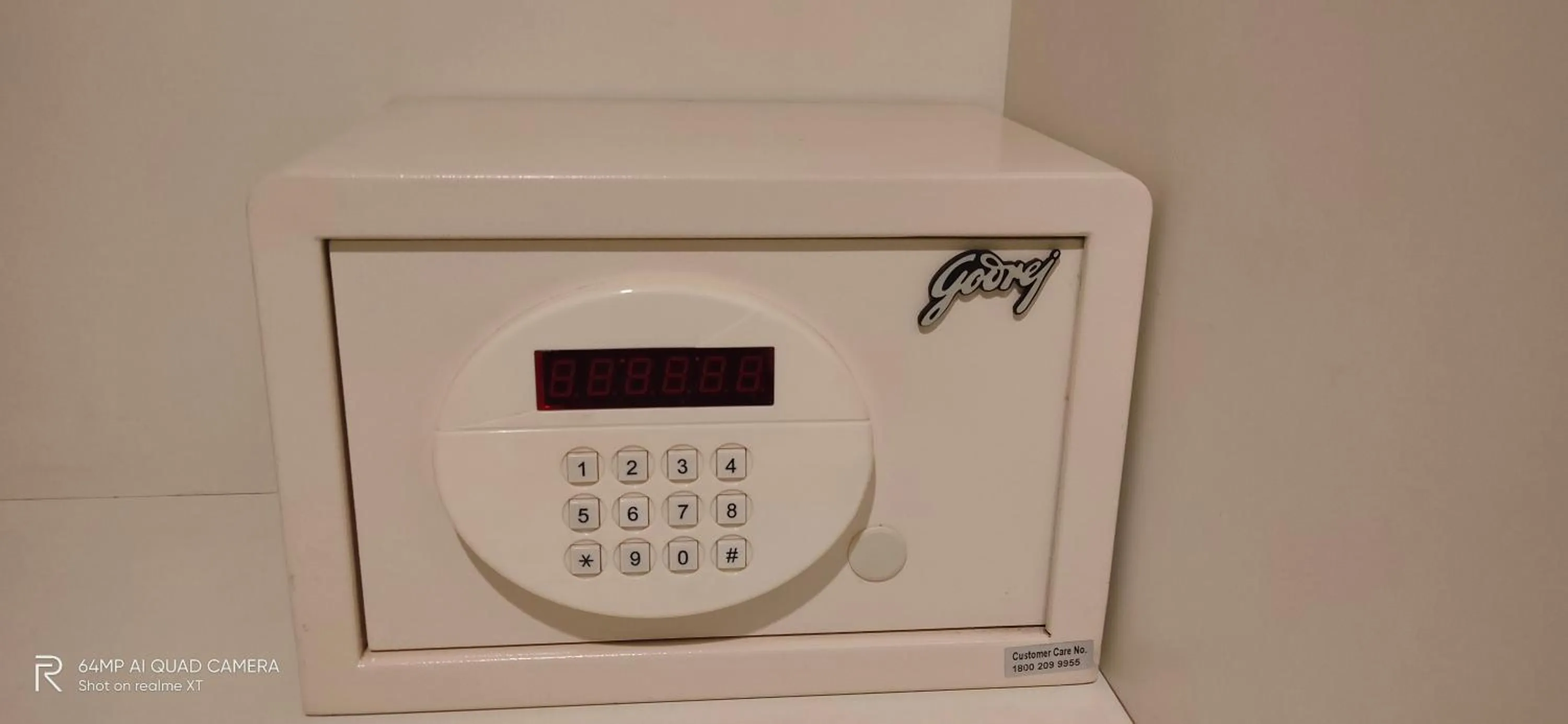 microwave in HOTEL AVN GRAND