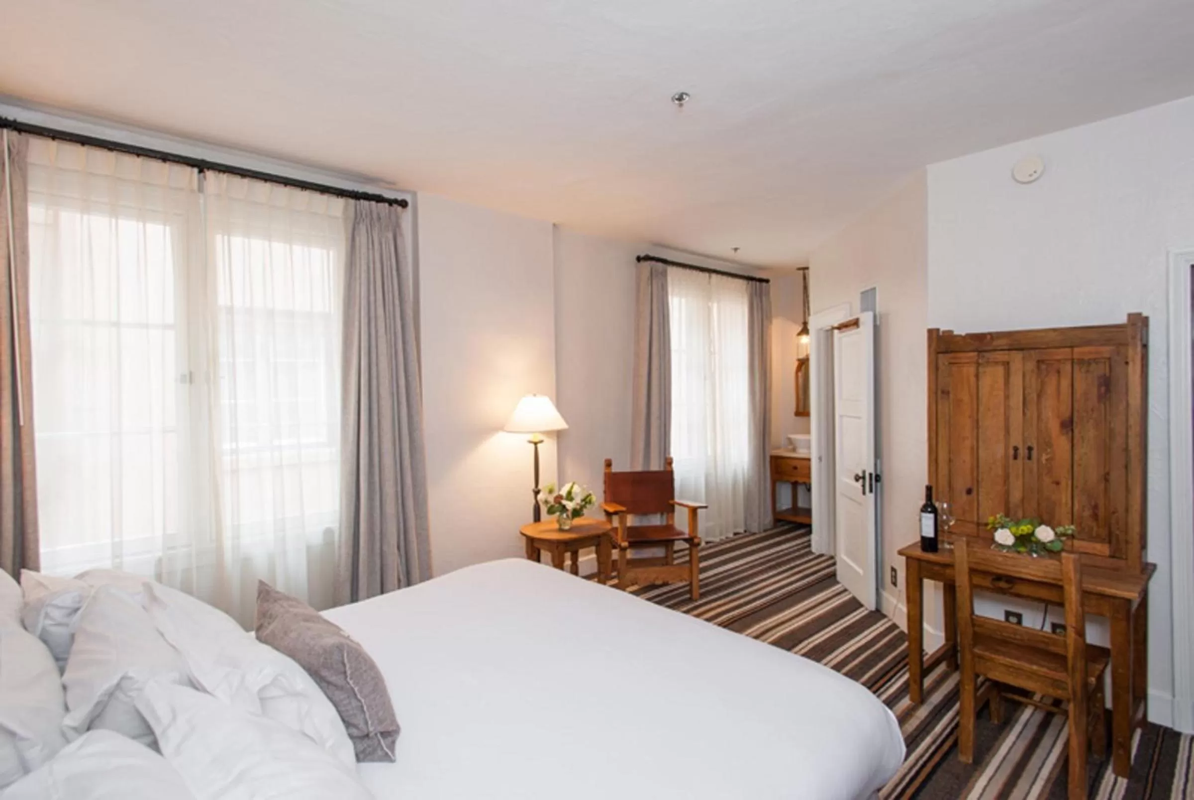 Bed in Hotel St Francis