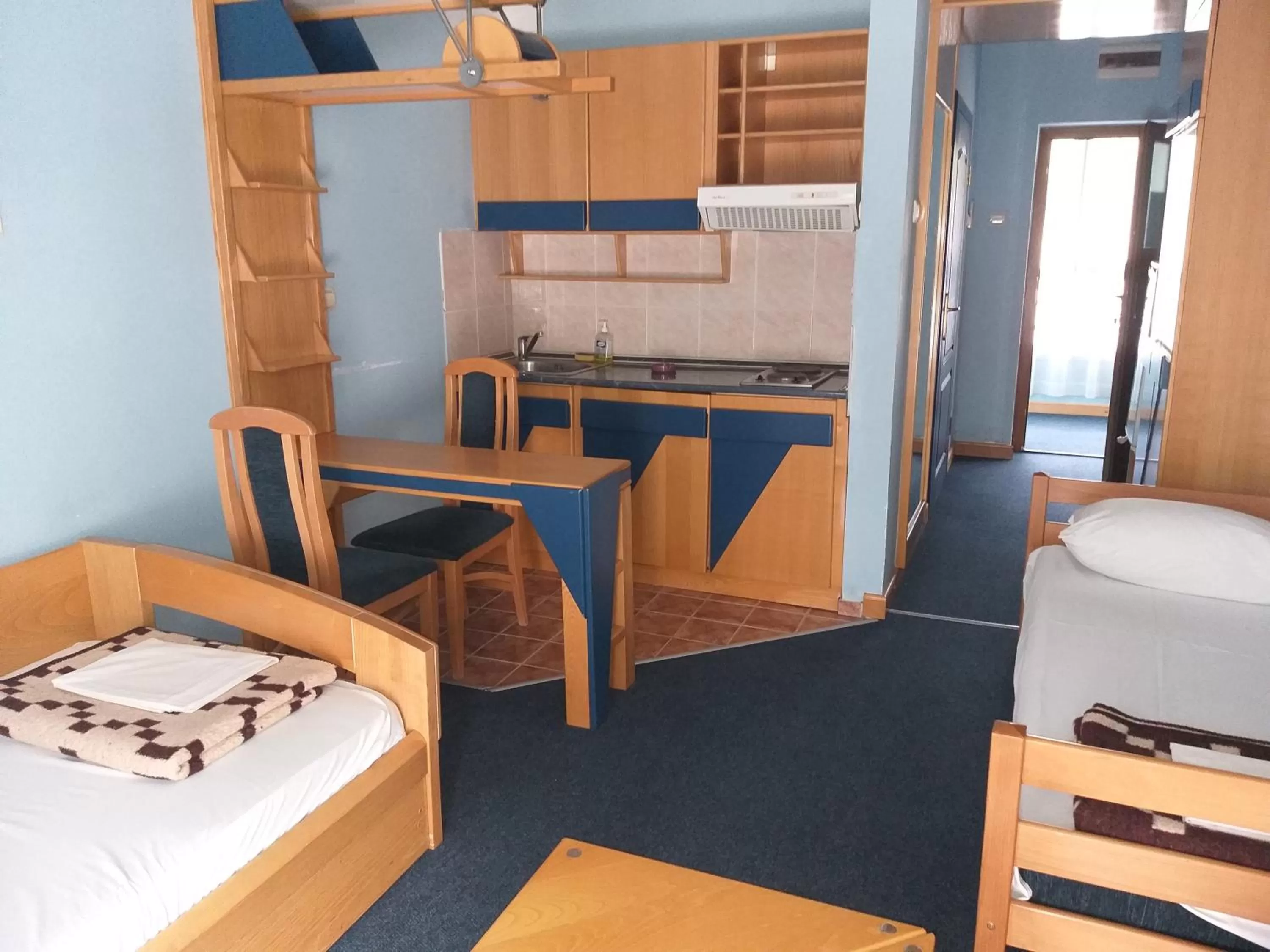 Kitchen or kitchenette, Kitchen/Kitchenette in Garni Hotel Lupus