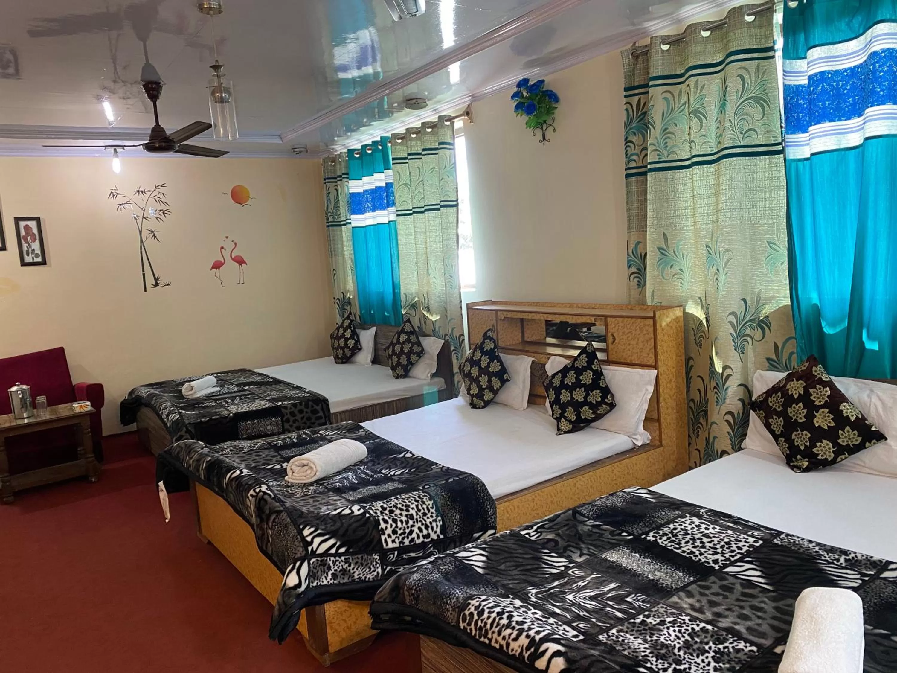 Bed in Hotel Young Mamta