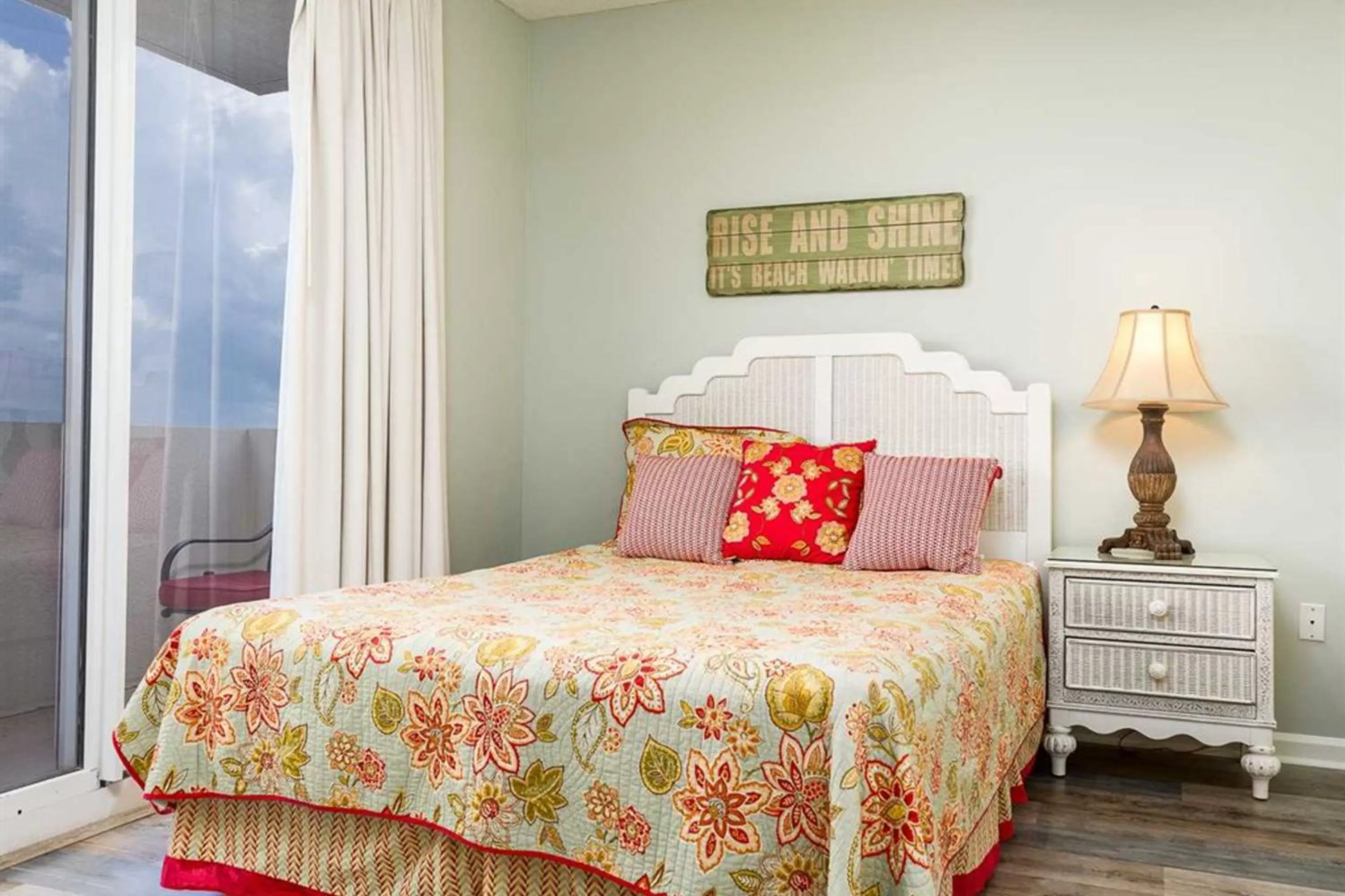 Bed in The Beach Club Resort and Spa III