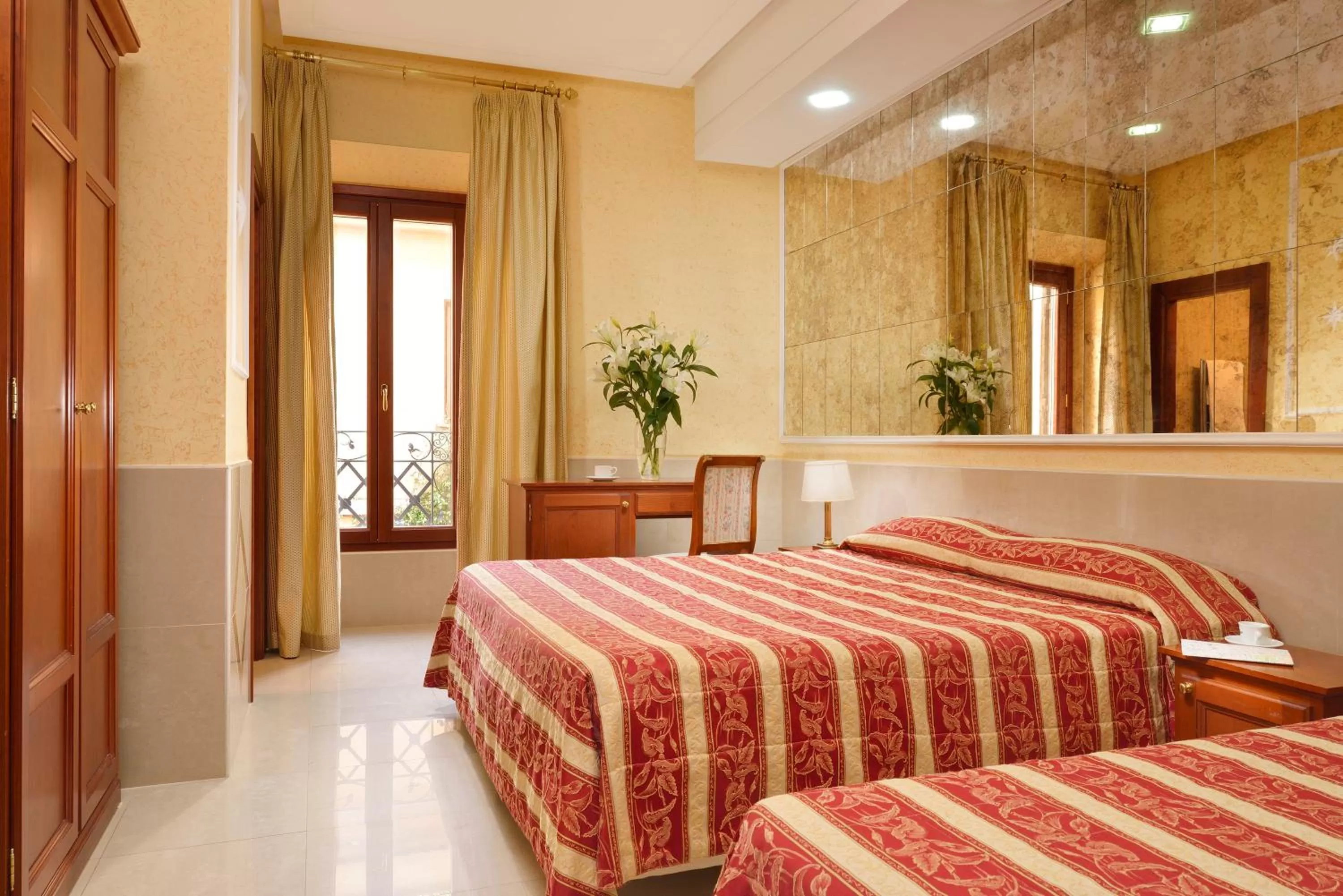 Photo of the whole room, Bed in Hotel Bolivar