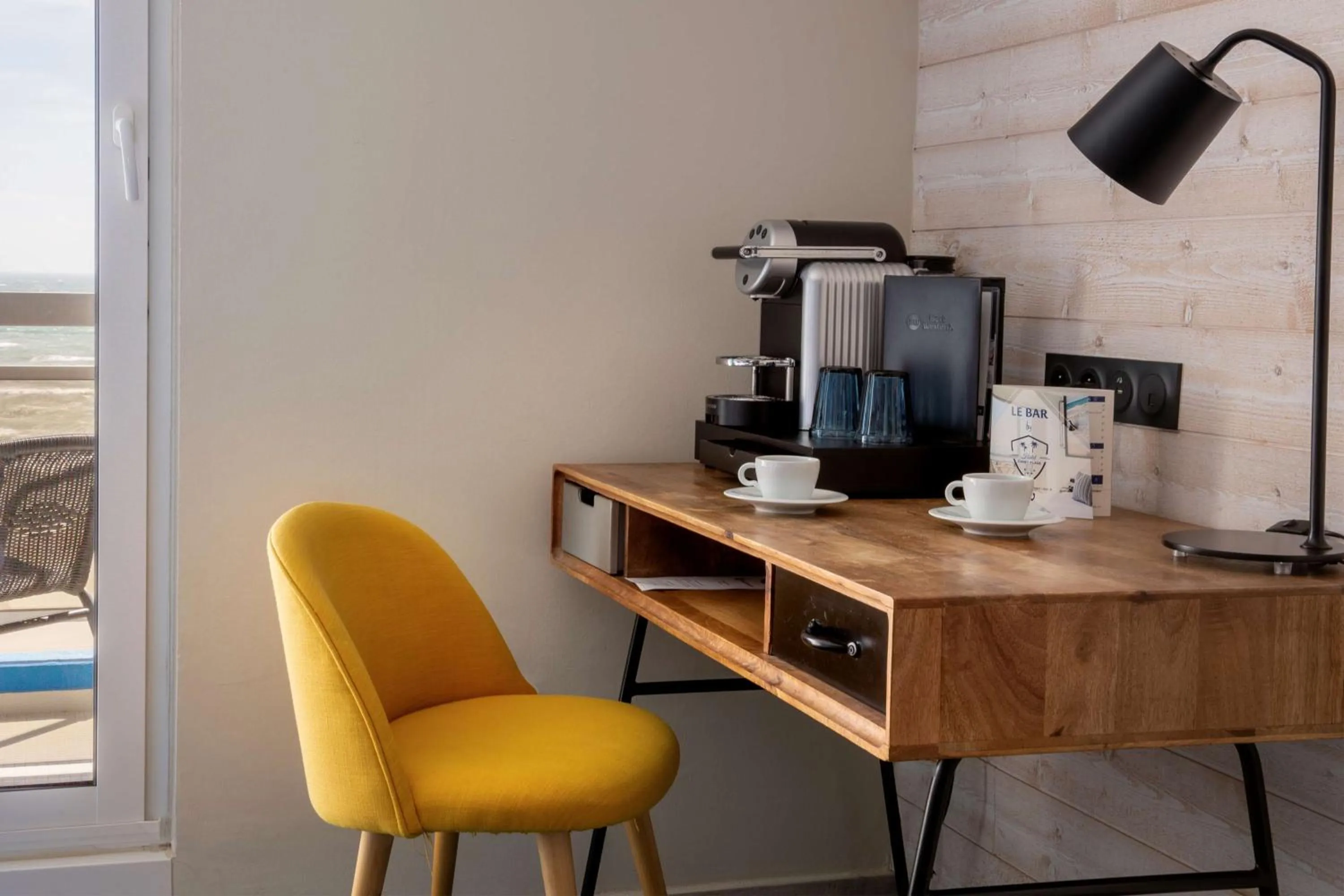 Coffee/tea facilities in Best Western Plus Hotel Canet-Plage