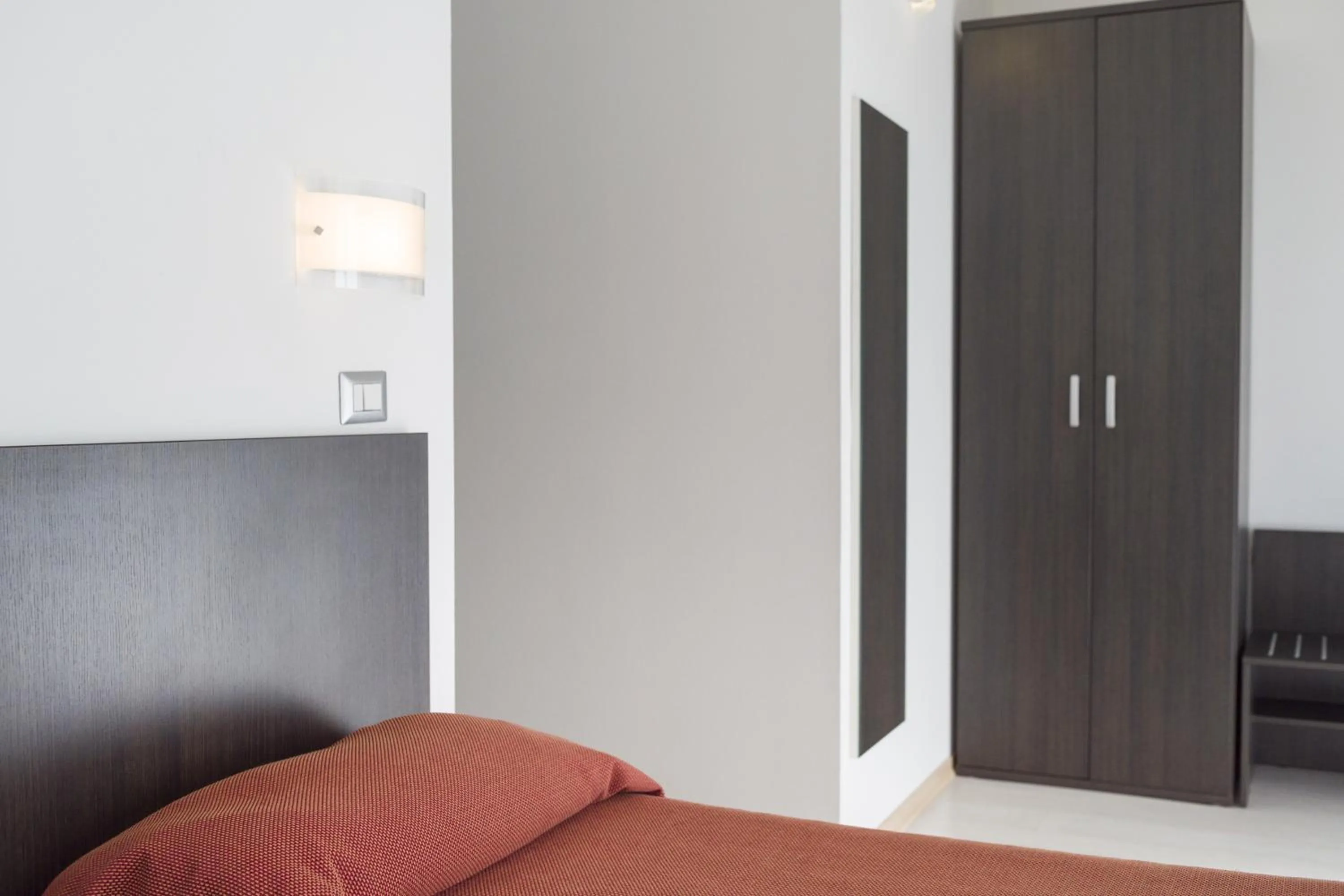 Photo of the whole room, Bed in Hotel Sharing