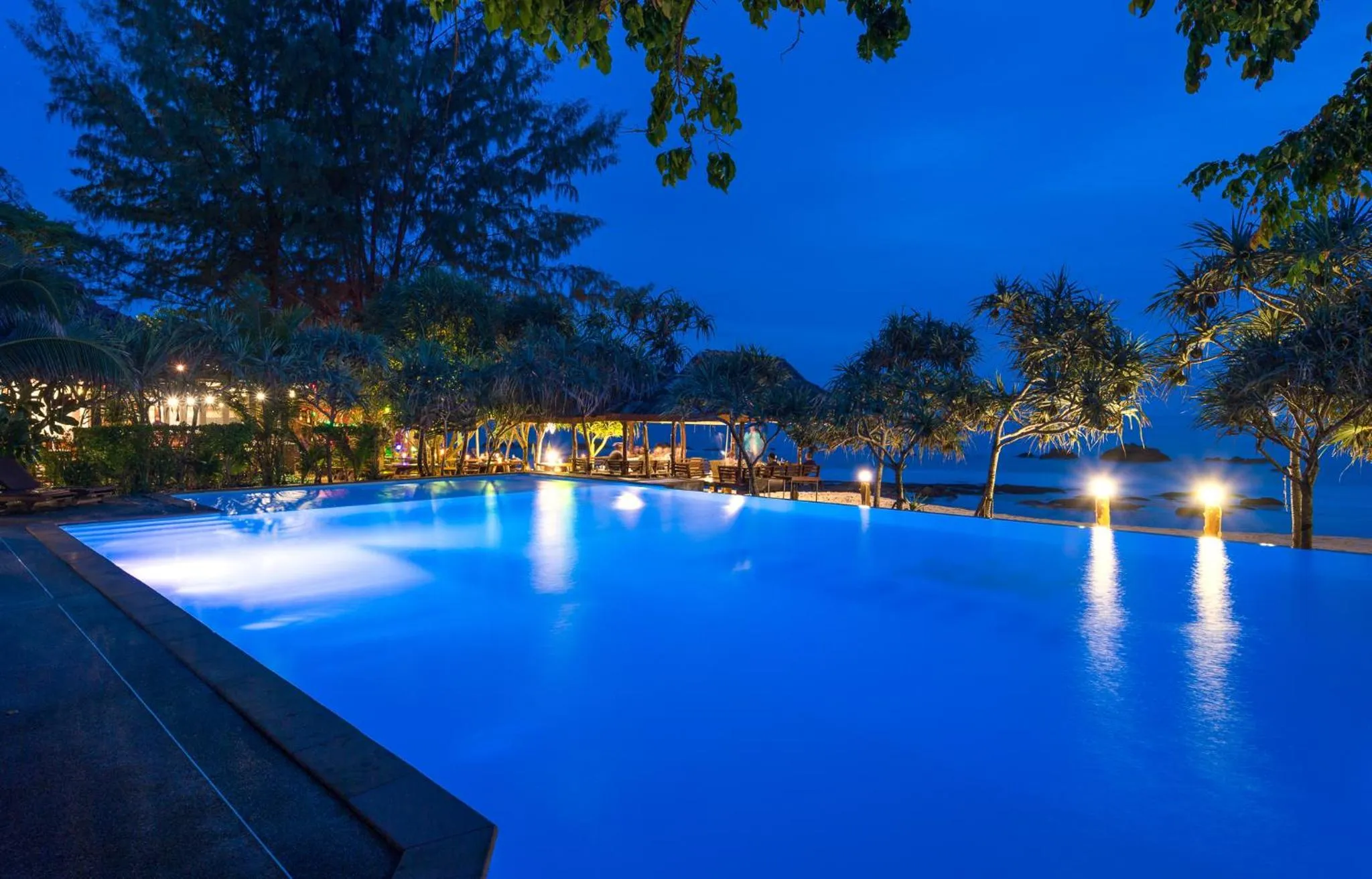 Swimming pool in Lanta Miami Resort - SHA Extra Plus