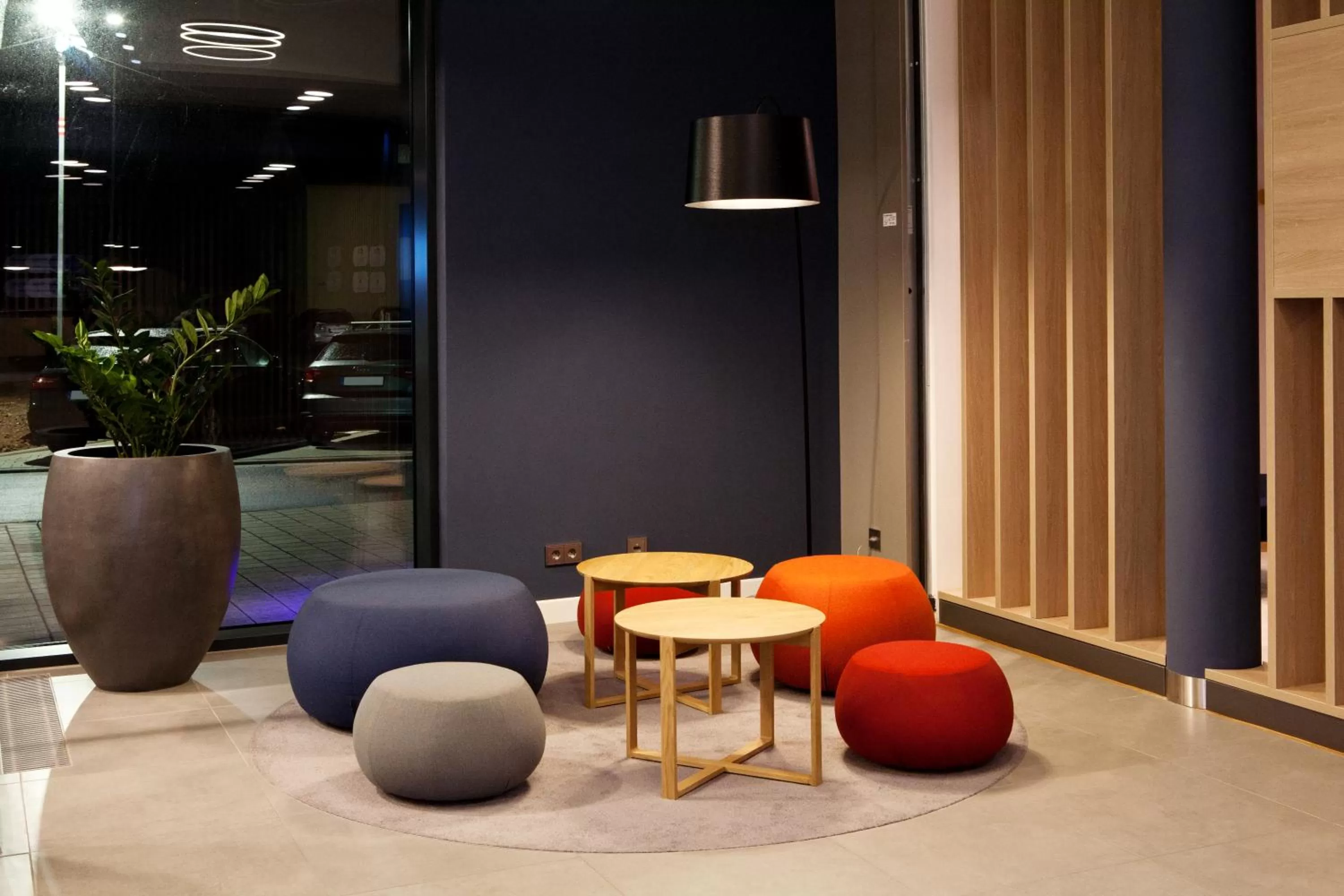 Lobby or reception in Holiday Inn Express - Trier by IHG