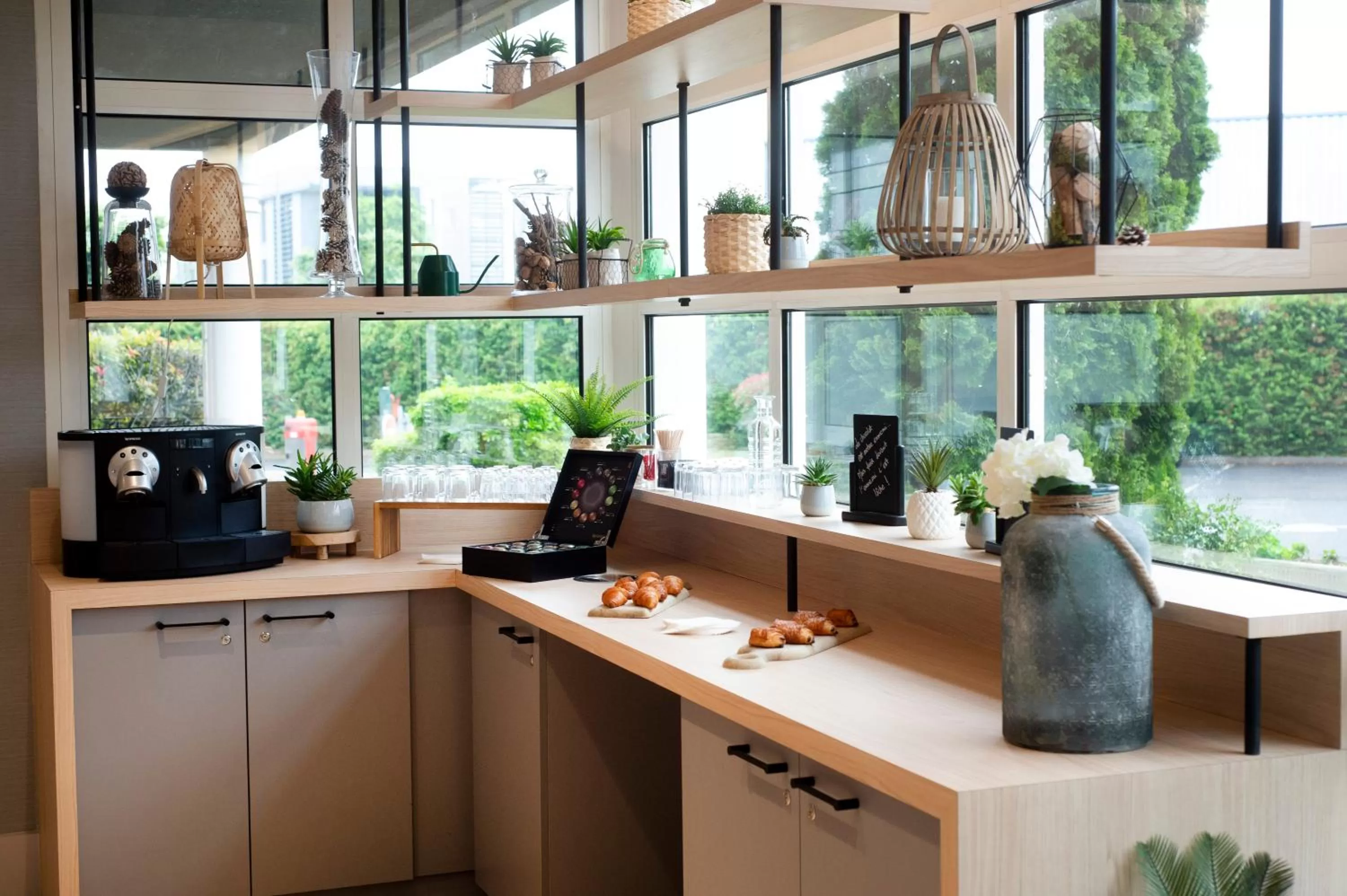 Area and facilities in Novotel Clermont-Ferrand