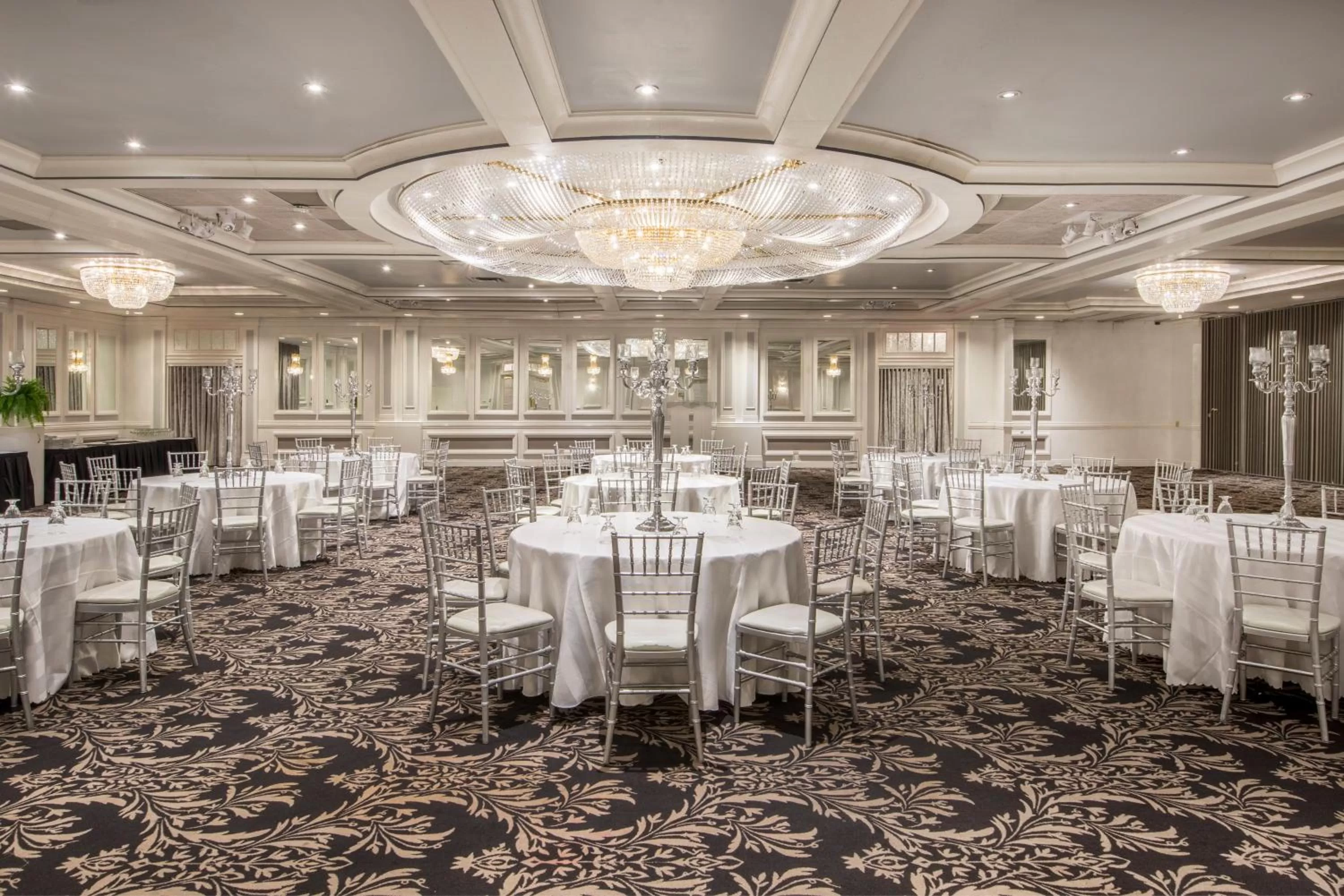 Meeting/conference room in Armon Plaza Montreal Airpt, Trademark Collection by Wyndham