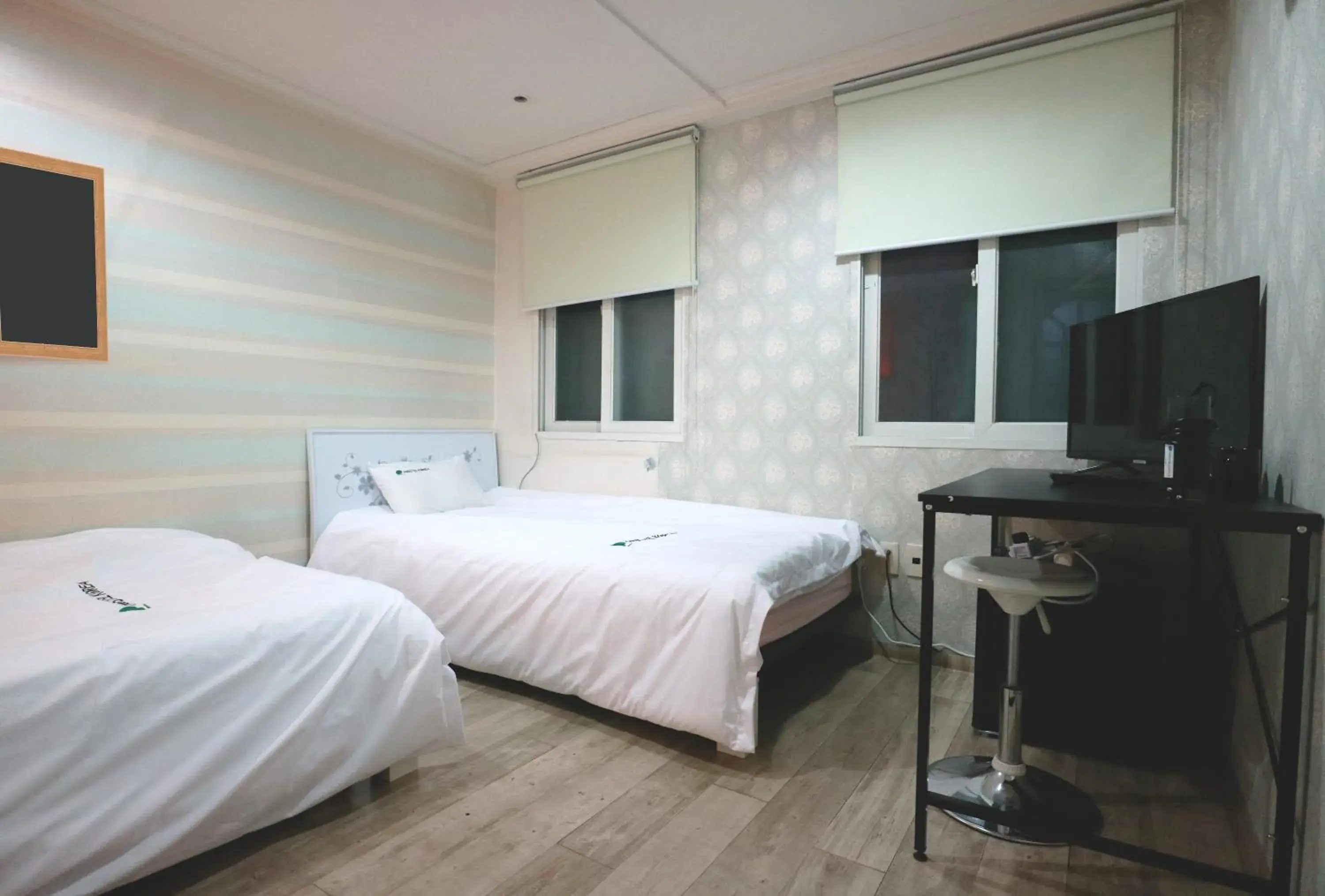 Triple Room with Shared Bathroom in Hostel Korea - Original Triple Room with Shared Bathroom in Hostel Korea - Original