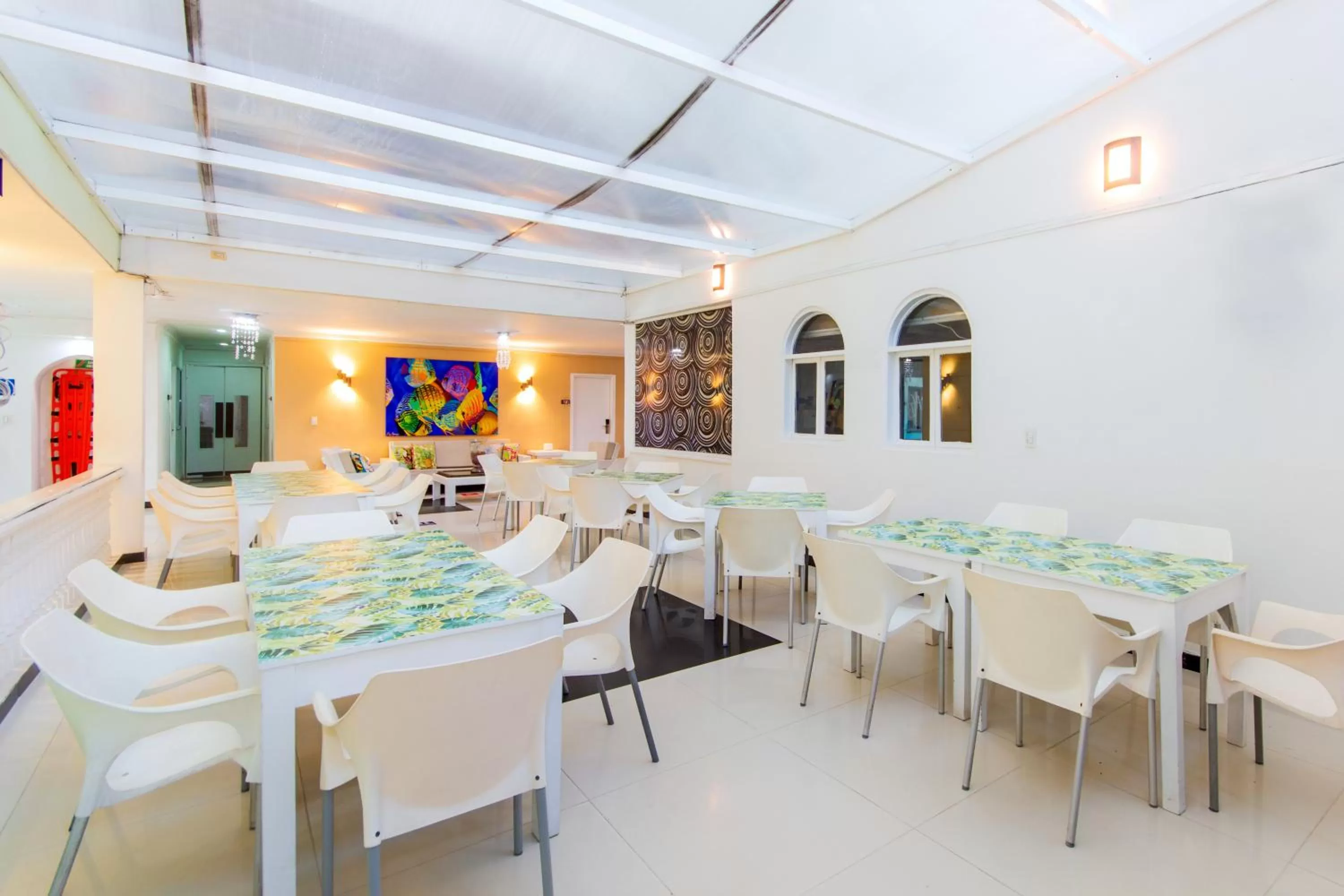 Restaurant/places to eat in Hotel Bocagrande By GEH Suites