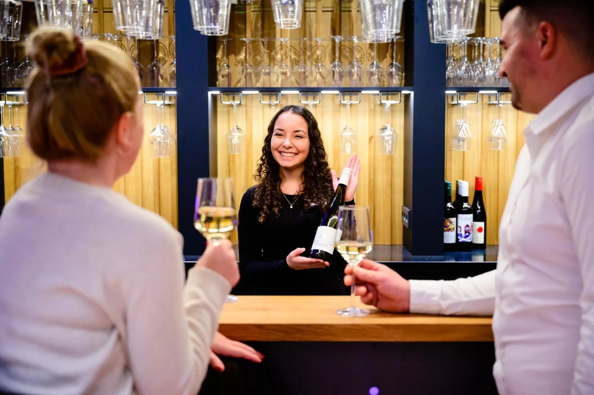 Lounge or bar in Best Western Wein- und Parkhotel