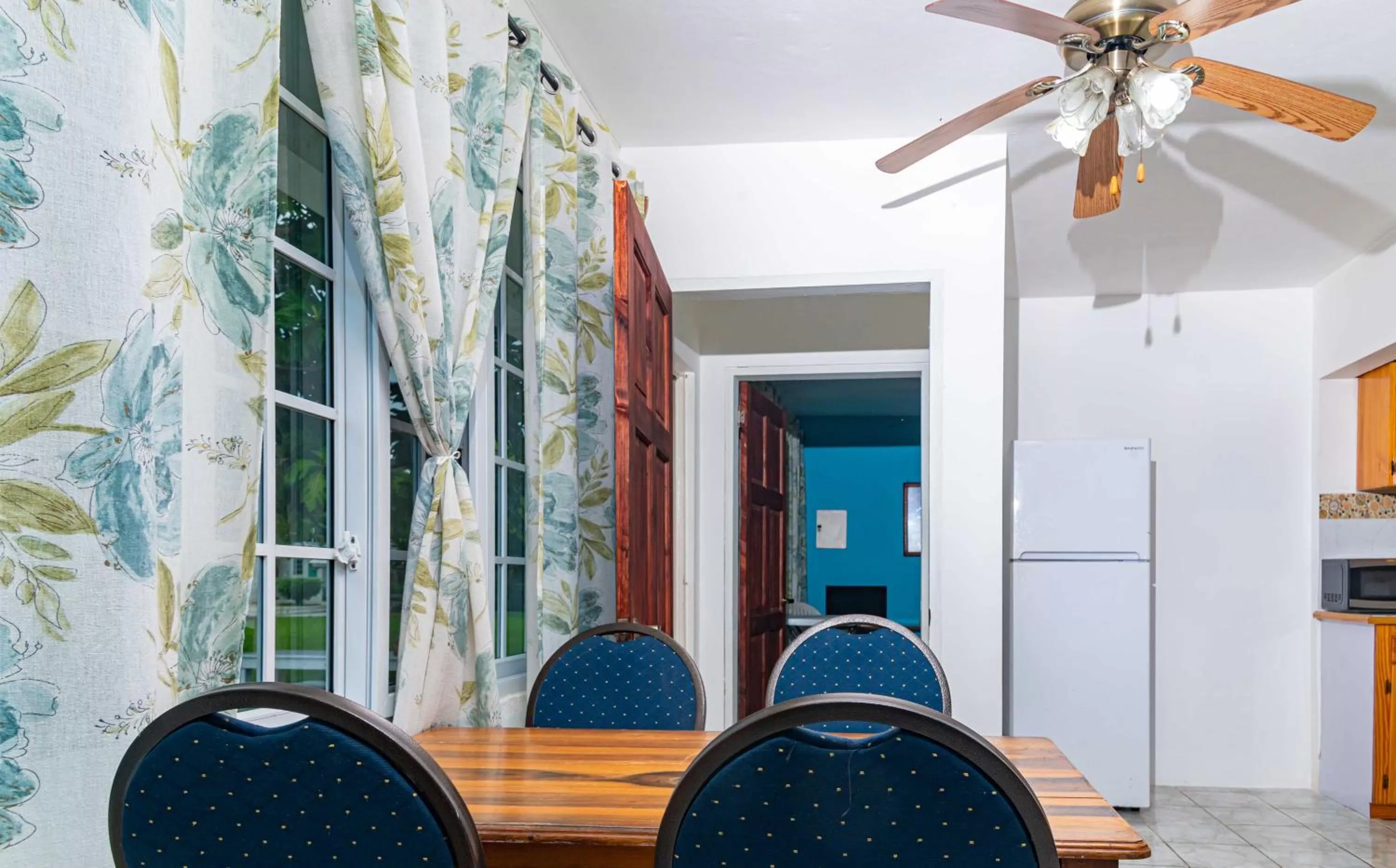 Living room in Yellow Bird Sea