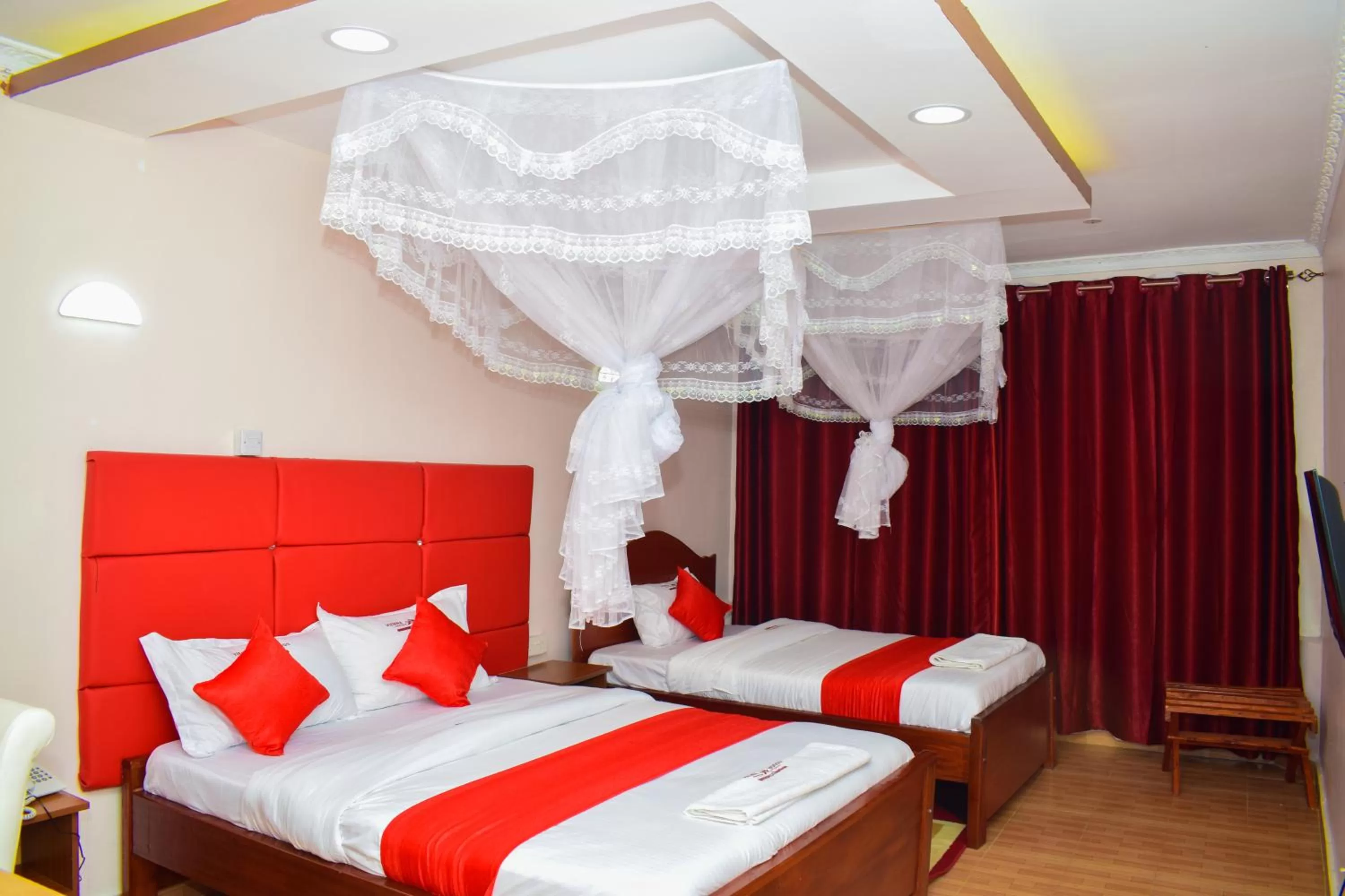 Bed in Vienna Woods Hotel Nakuru