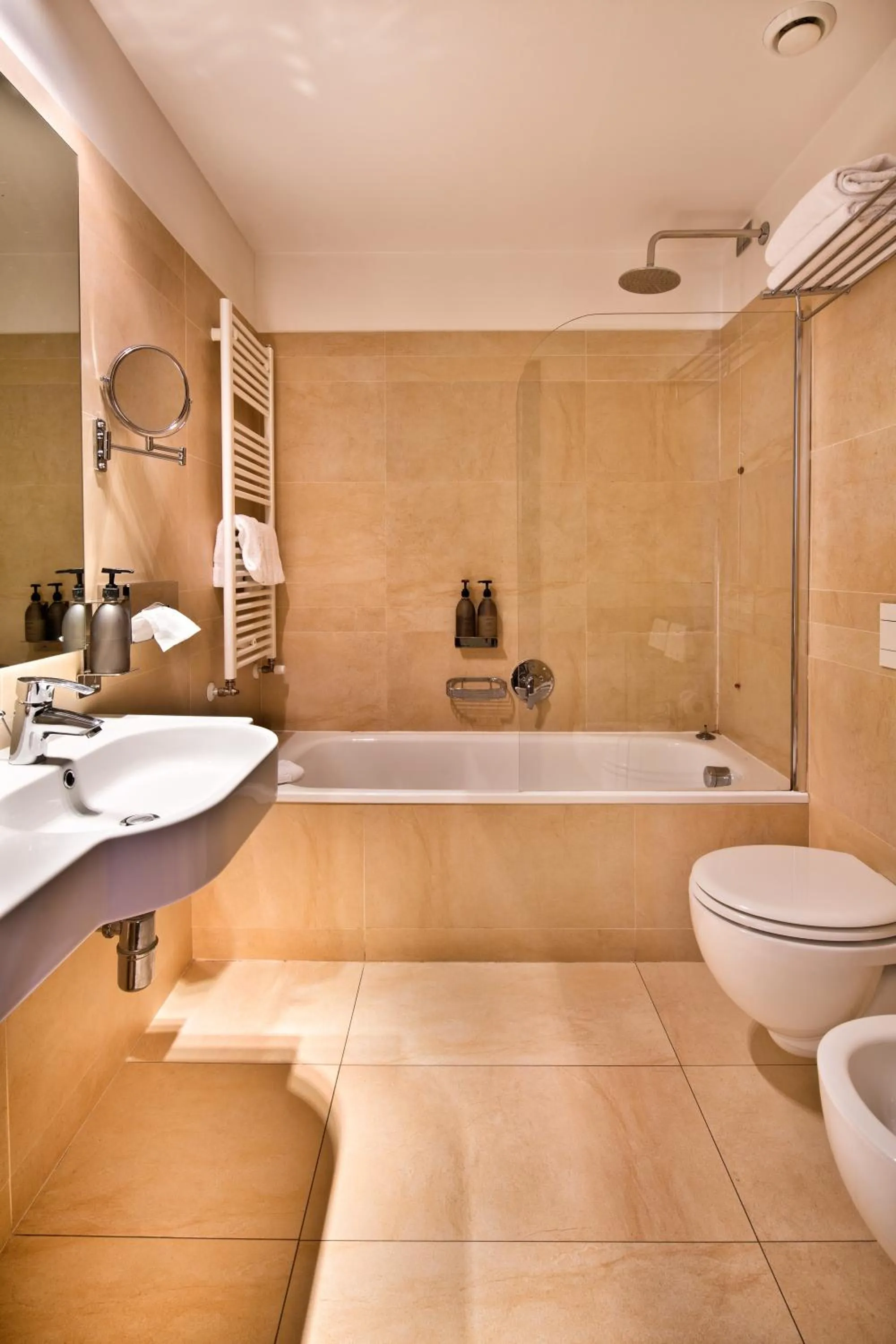 Bathroom in TH Assisi - Hotel Cenacolo