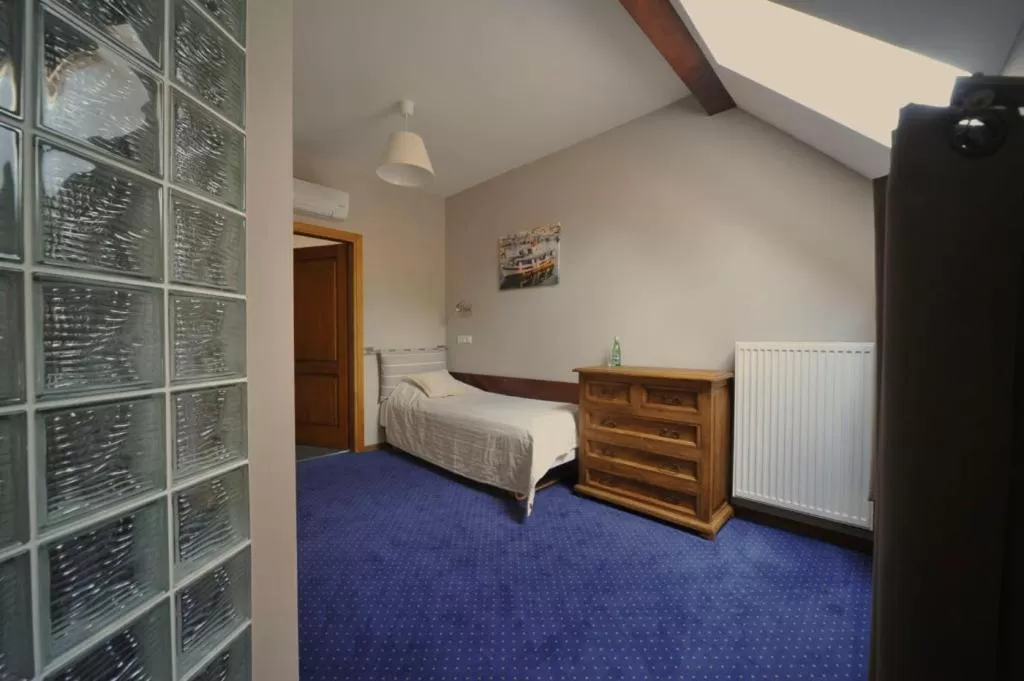 Bed in Vertigo Narie