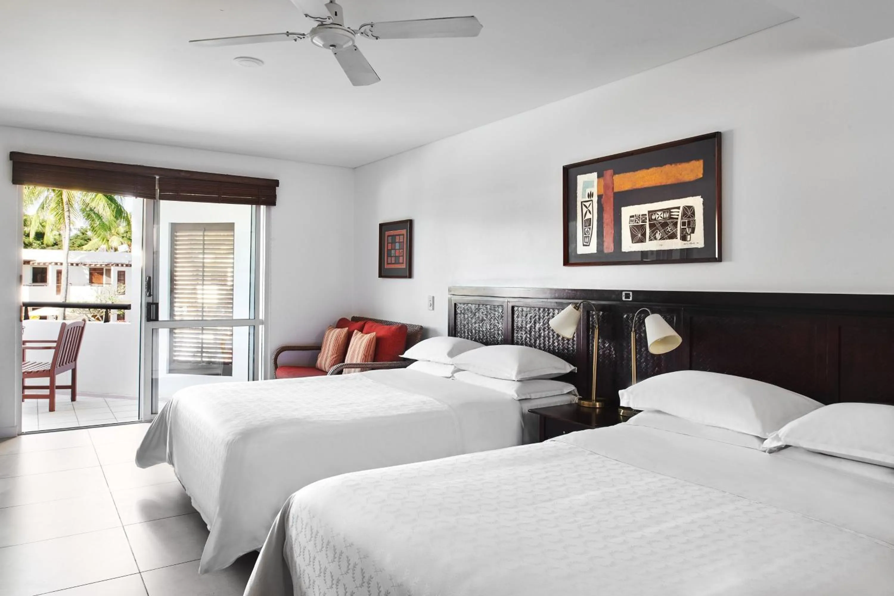 Bedroom, Bed in Sheraton Denarau Villas