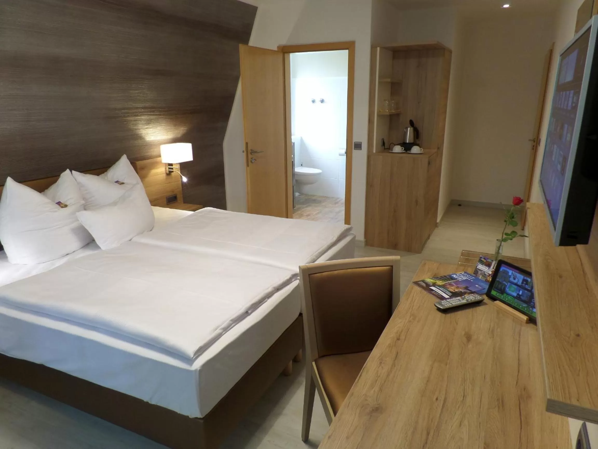 Photo of the whole room, Bed in C-YOU Hotel Chemnitz