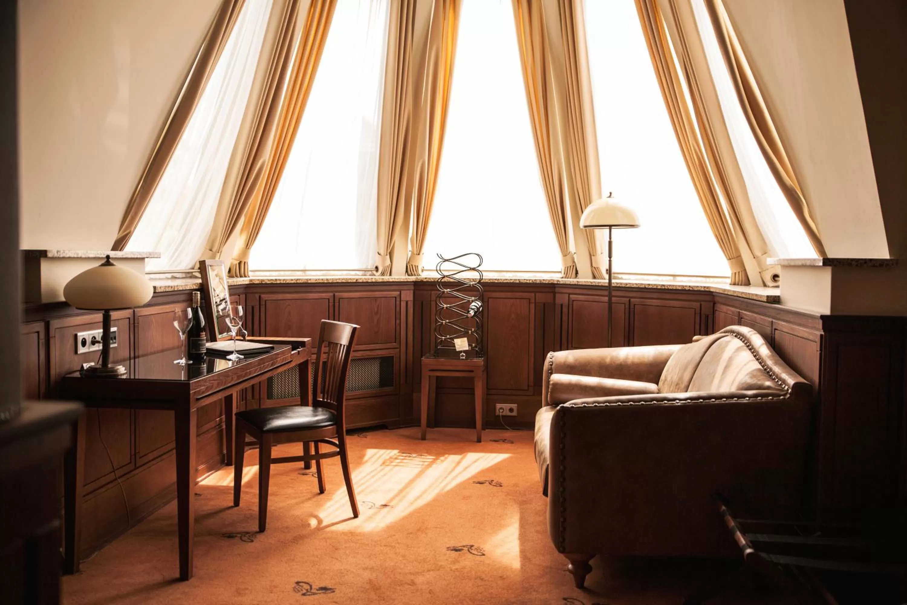 Living room, Seating Area in Grape Hotel