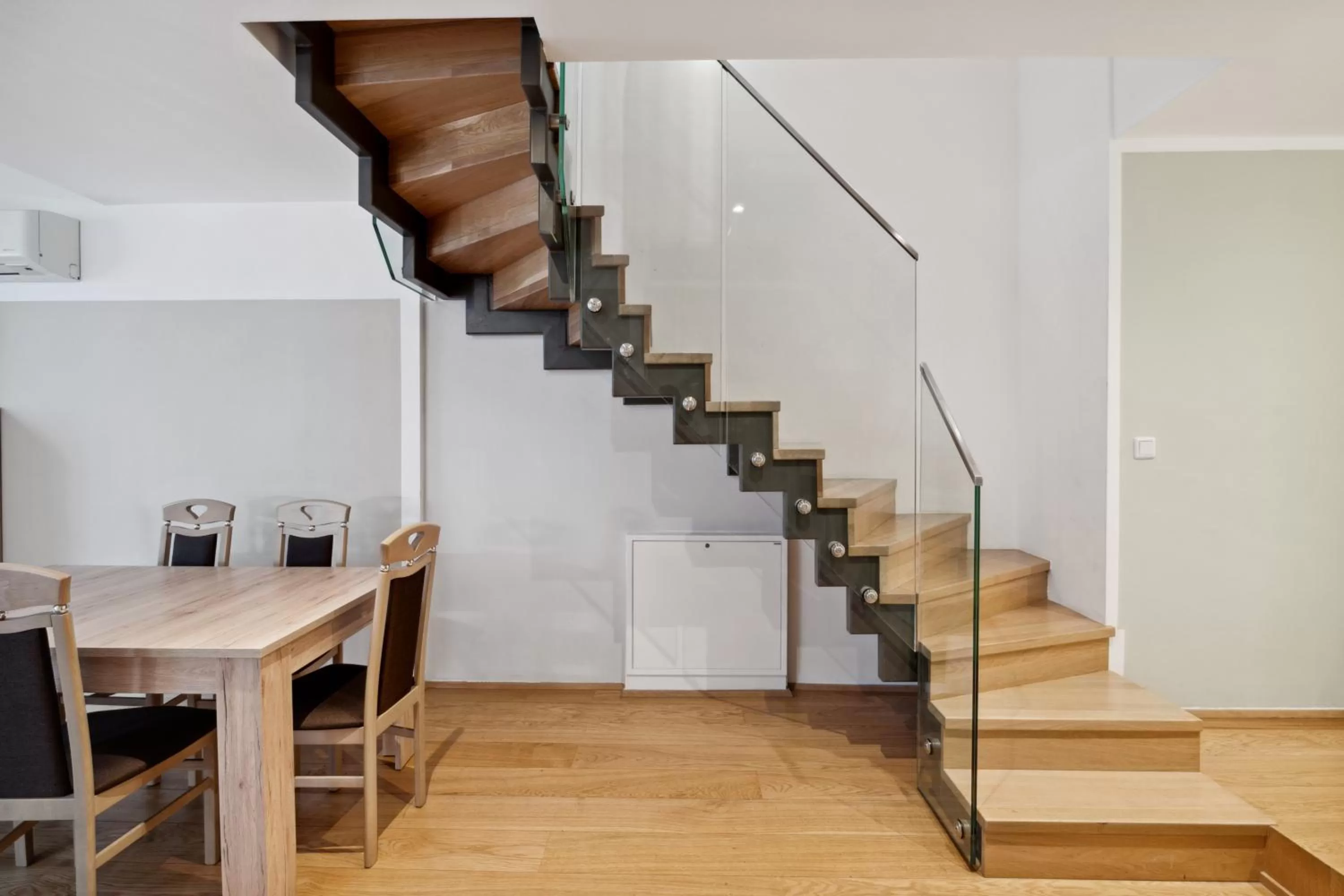 Dining area in Florian's apartments in Mariahilf Vienna