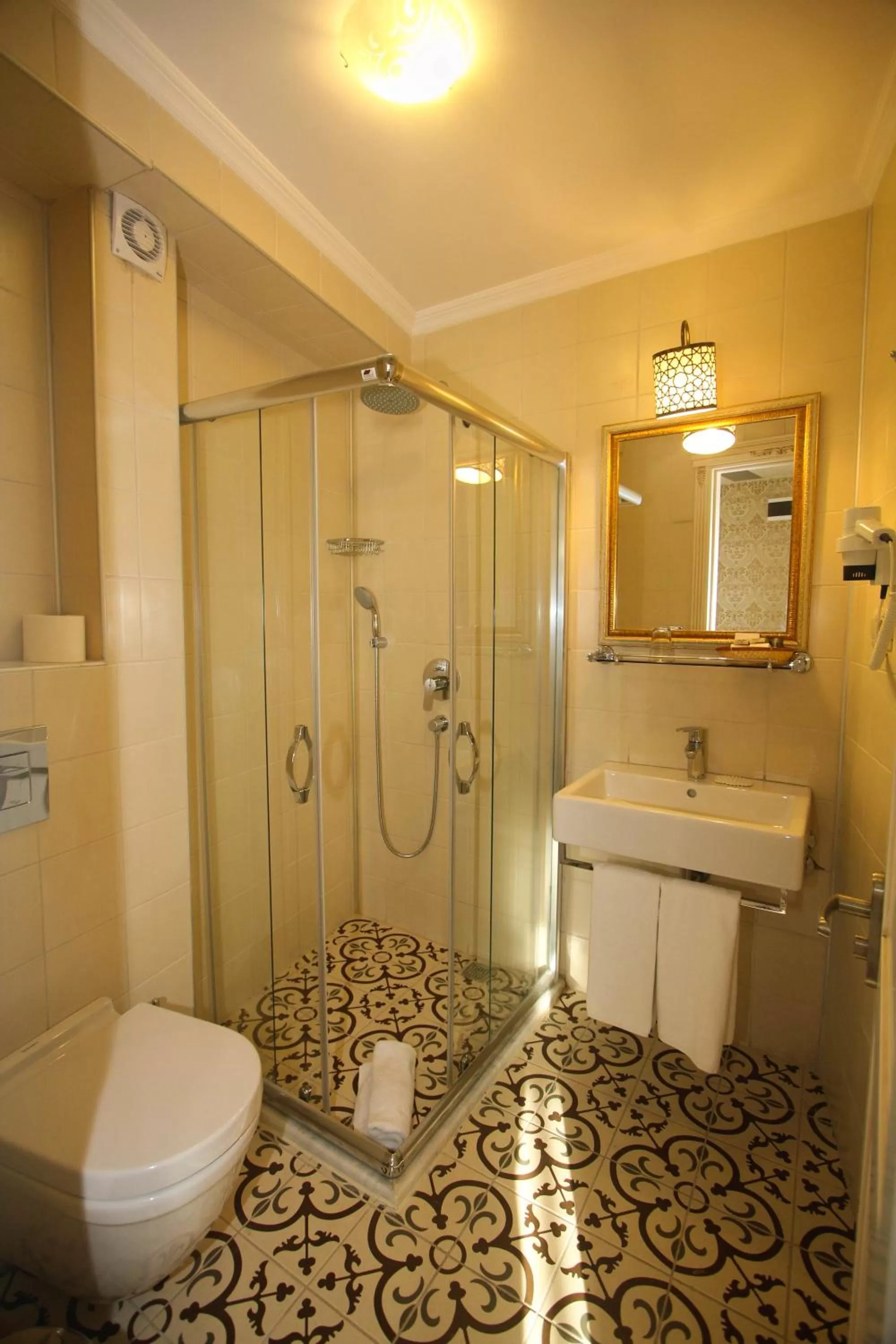 Bathroom in Venue Hotel Istanbul Old City