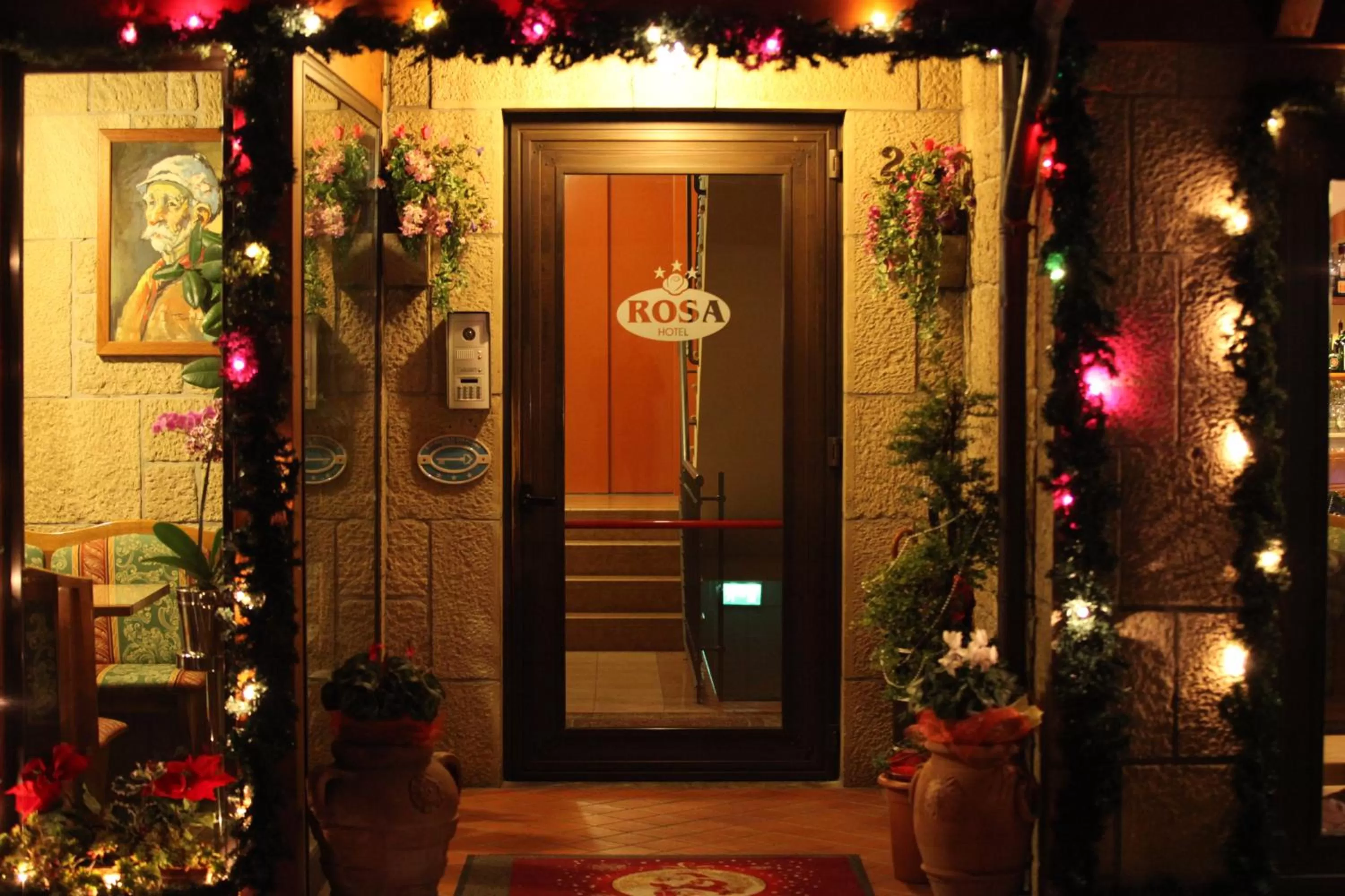 Facade/entrance in Hotel Rosa