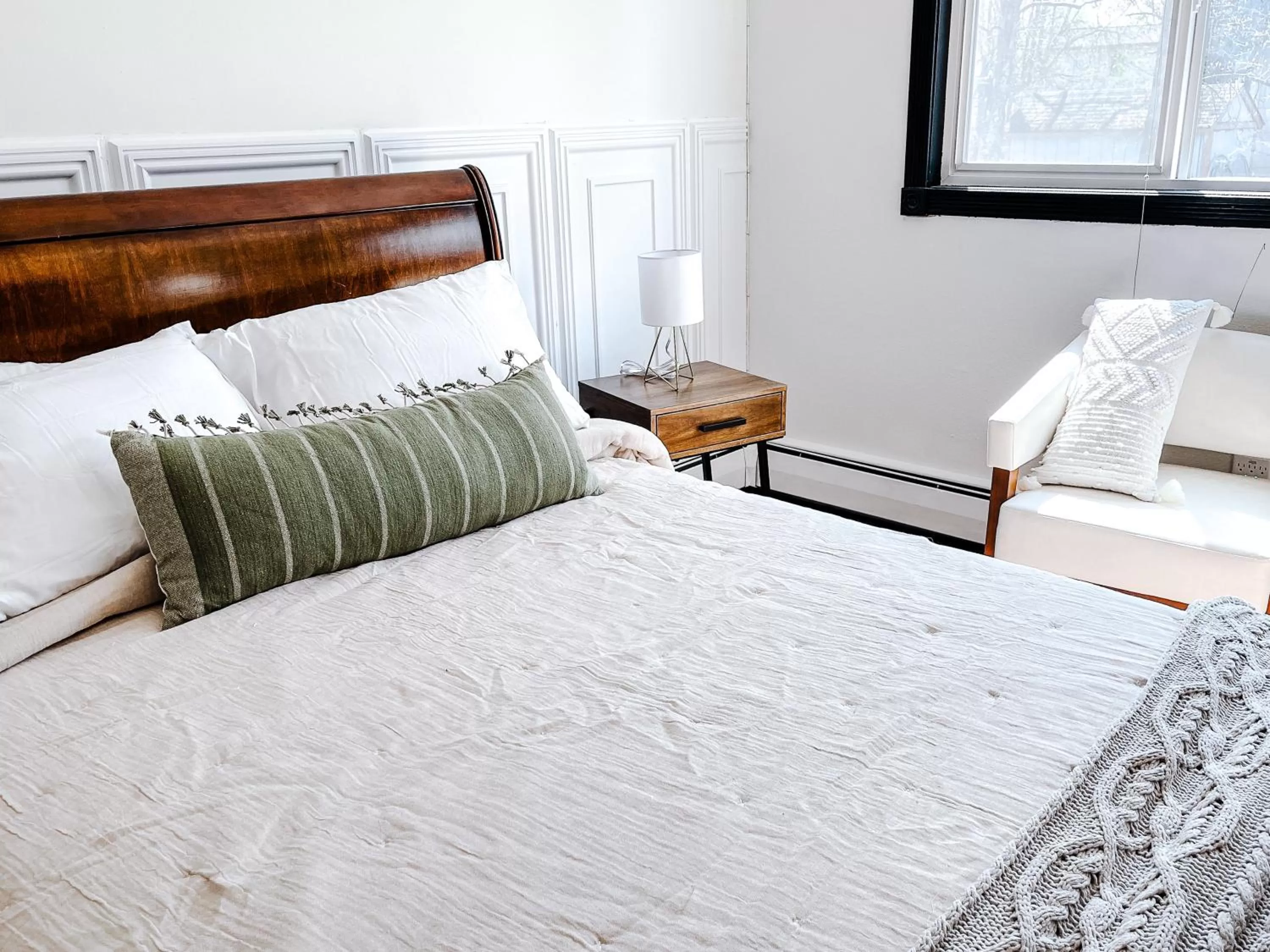 Bed in SunStar Alaska Bed and Breakfast LLC